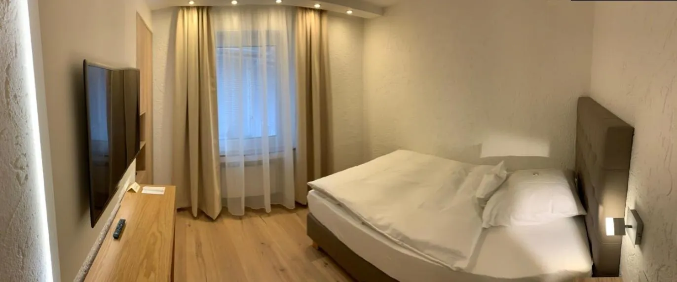 Photo of the whole room, Bed in Hotel Lindenhof