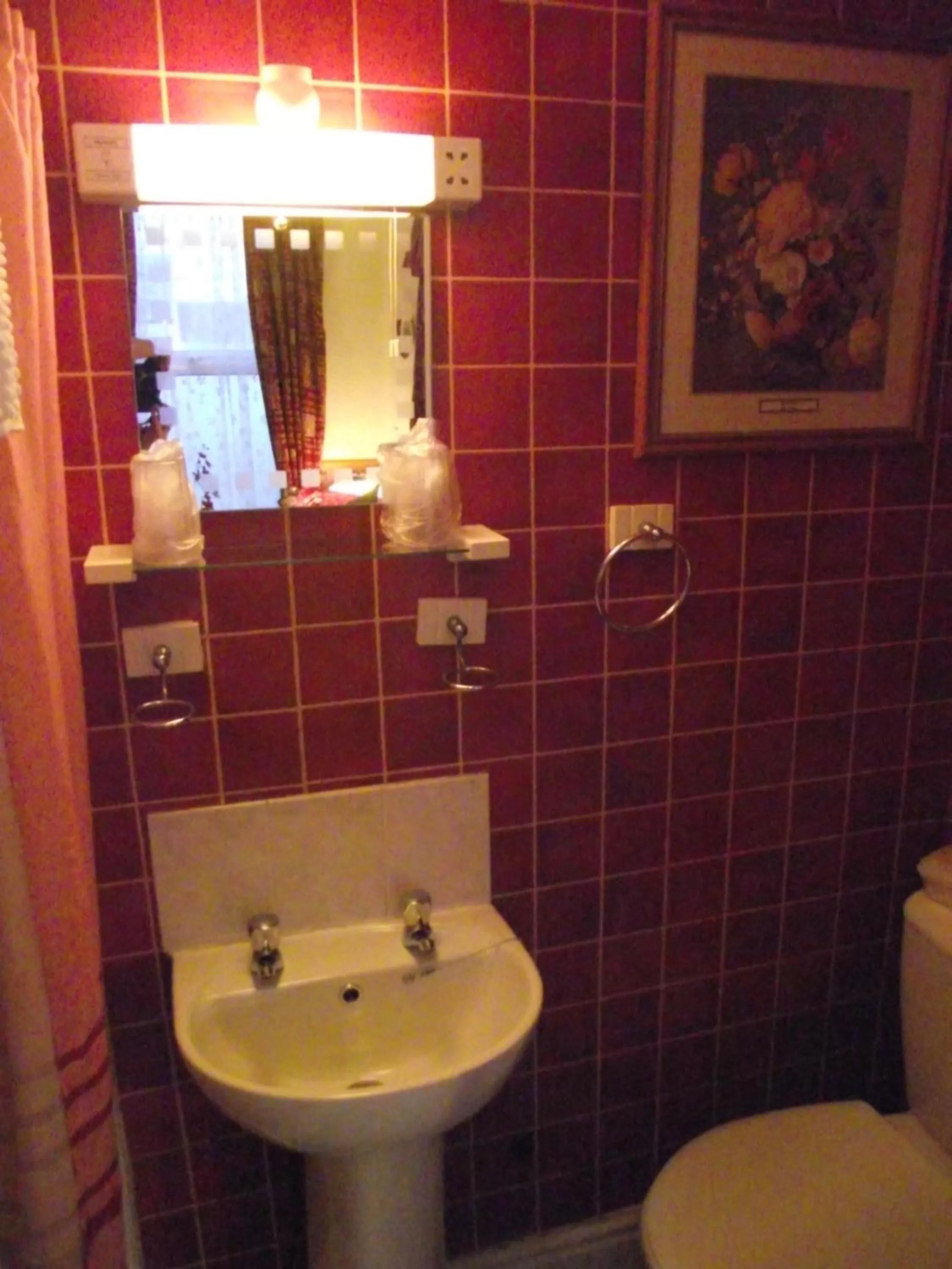 Bathroom in The Molly House