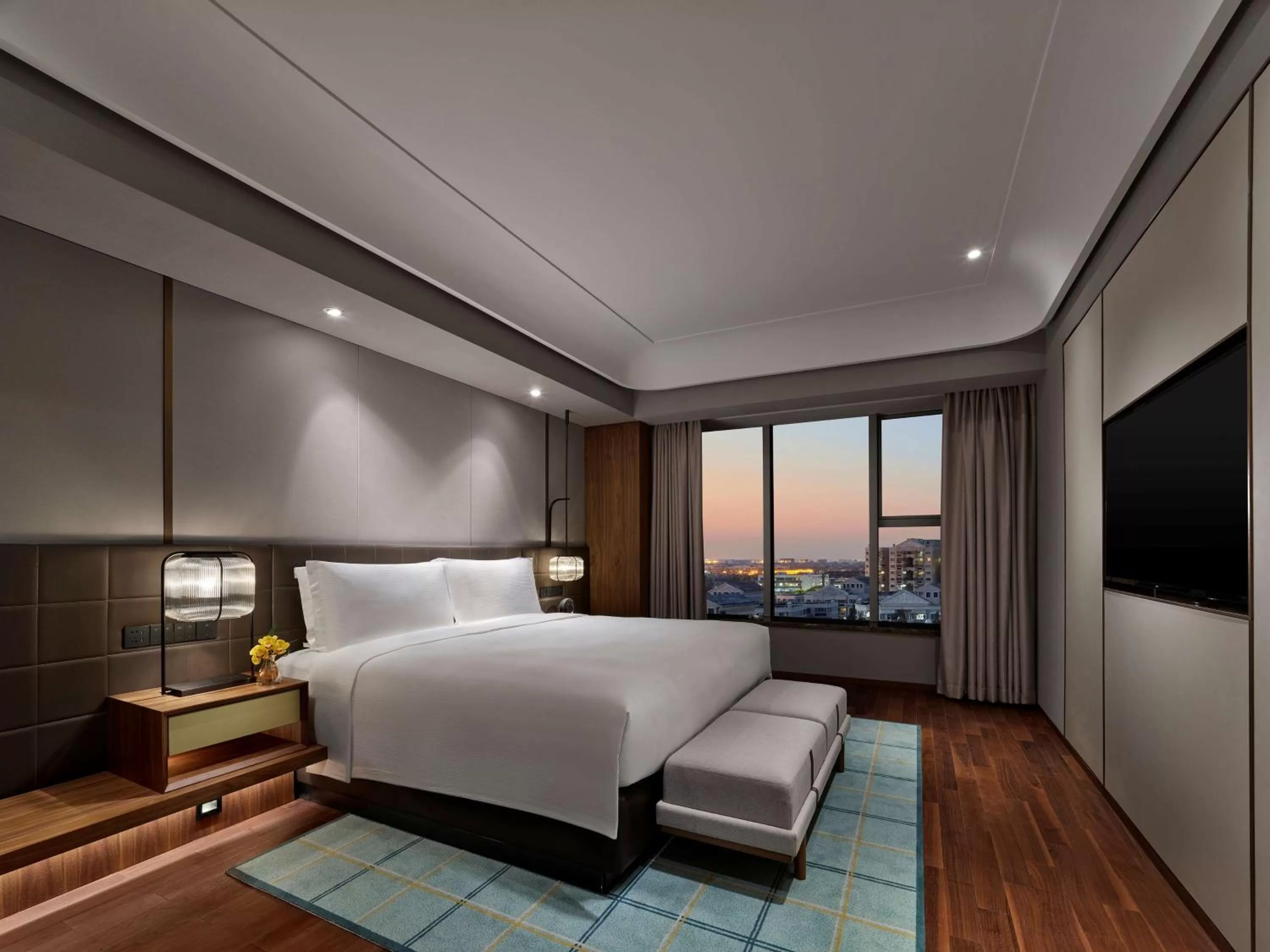 View (from property/room), Bed in Hilton Shanghai Hongqiao