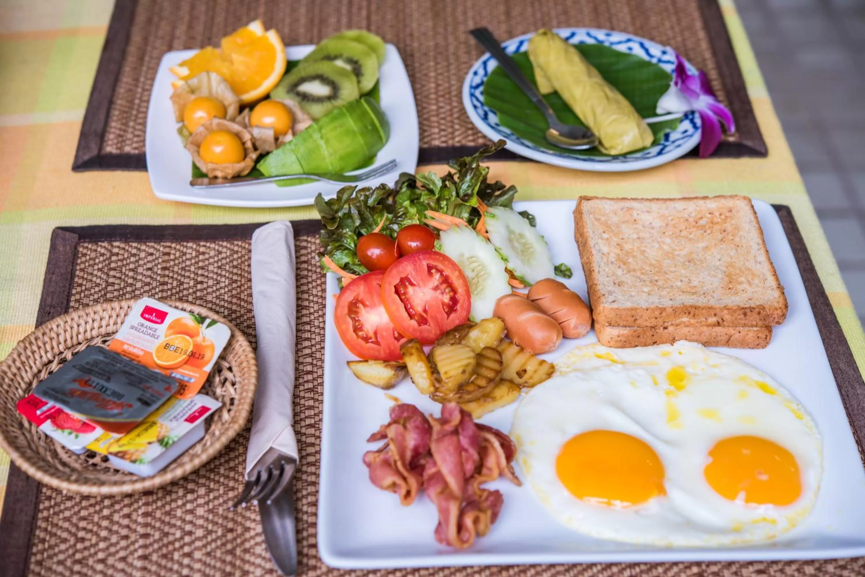 Continental breakfast in Chedi Home