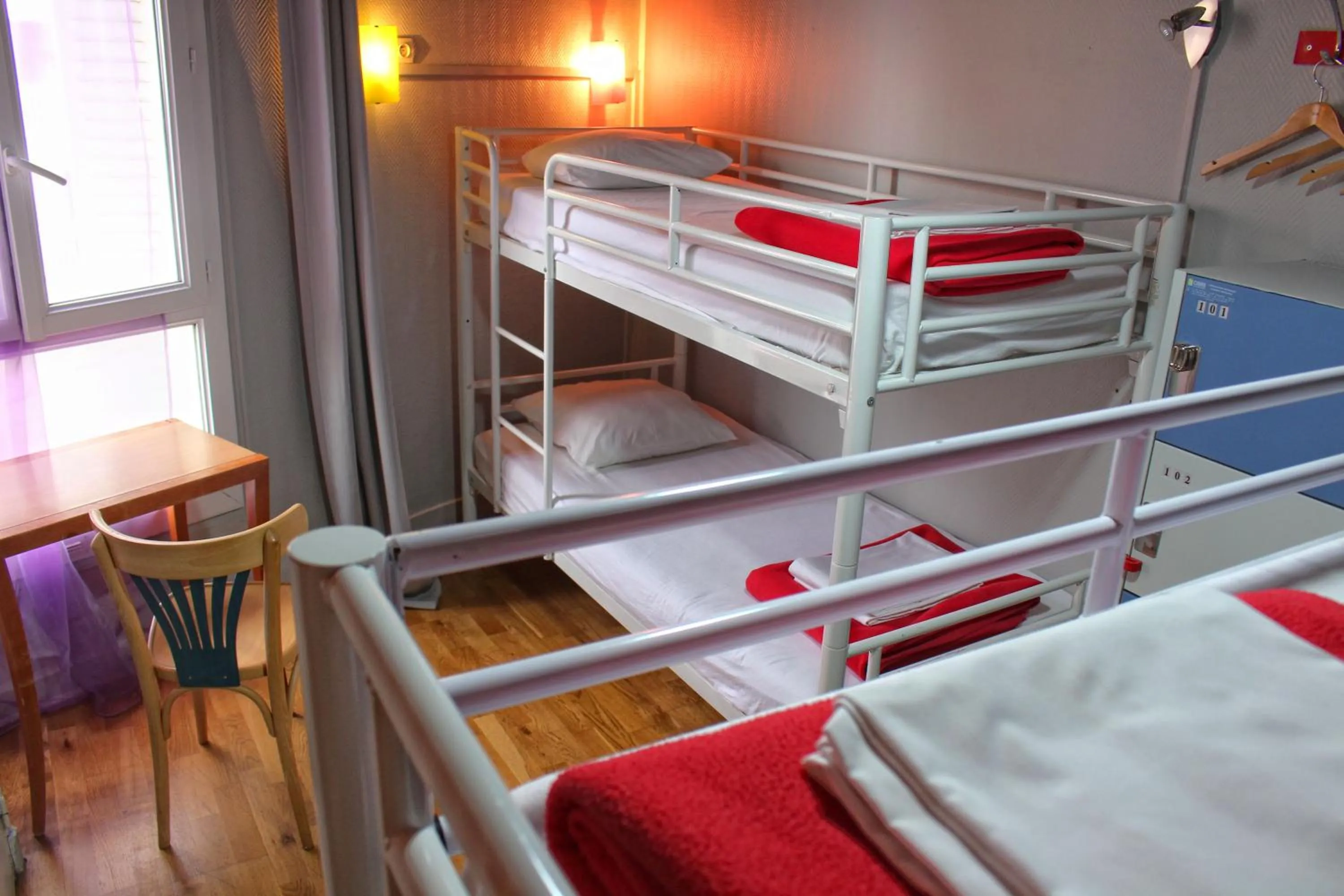 Day in Arty Paris Porte de Versailles by River