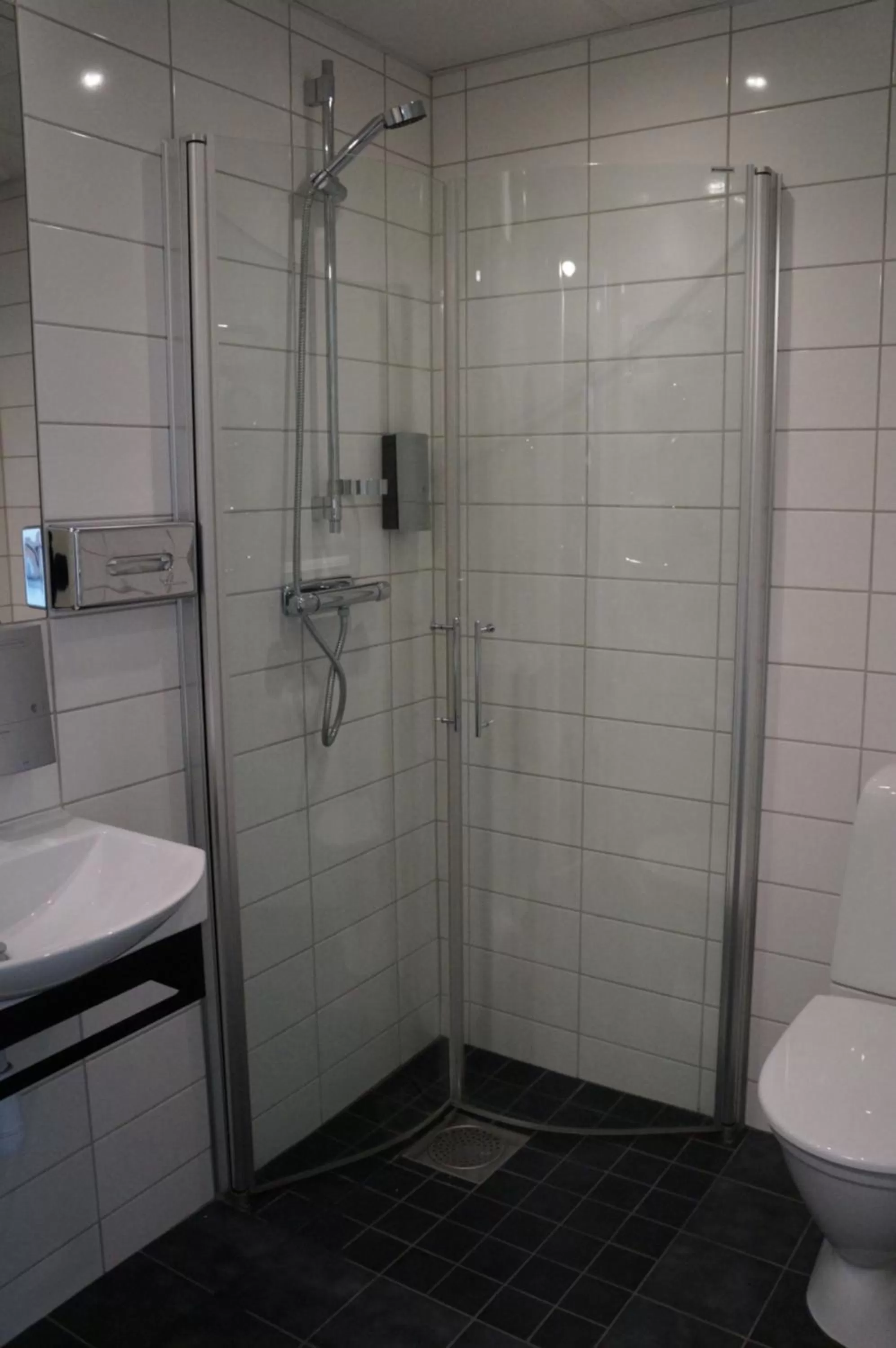 Toilet in Best Western Hotel Corallen