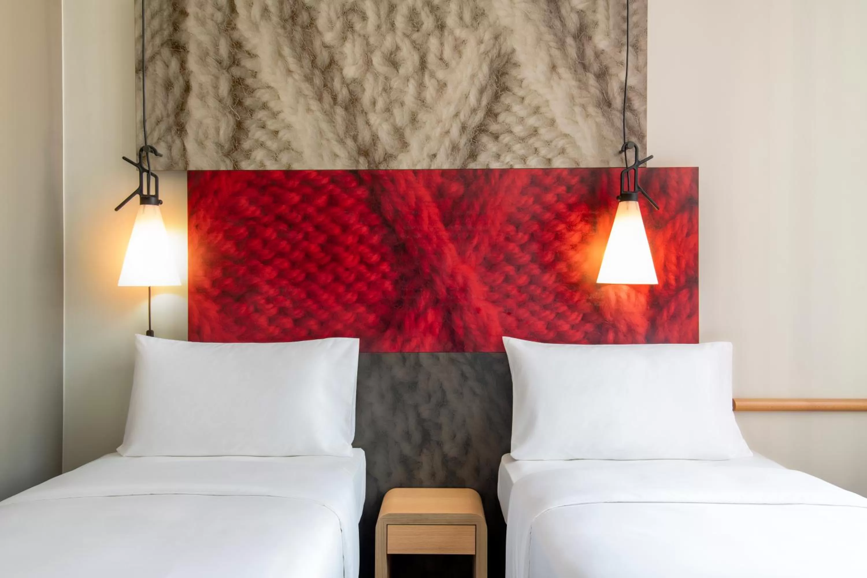 Property building, Bed in ibis Doha