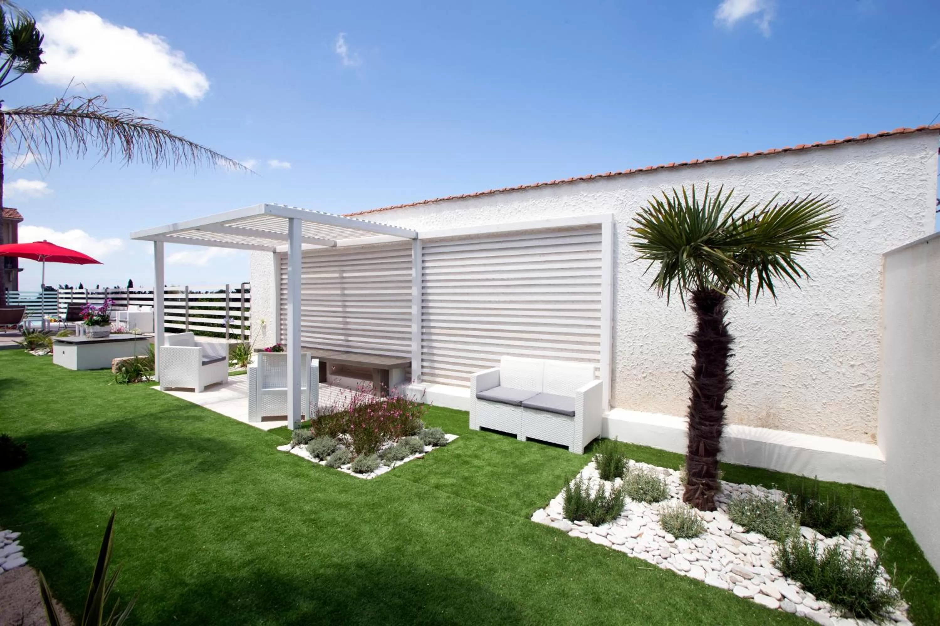 Swimming pool in La Rocca Scavata