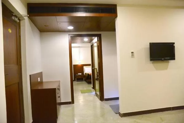 Decorative detail in Raya's Grand