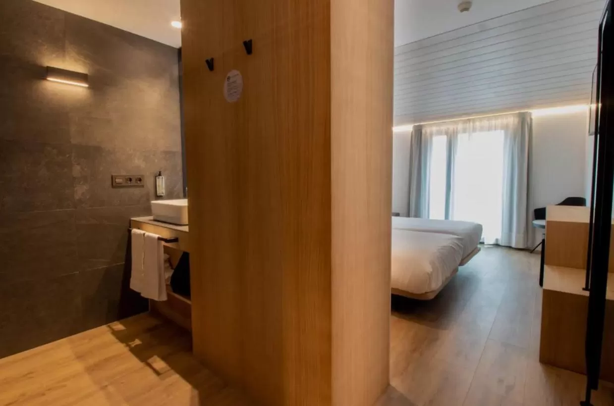 Bed in Hotel Cortabitarte