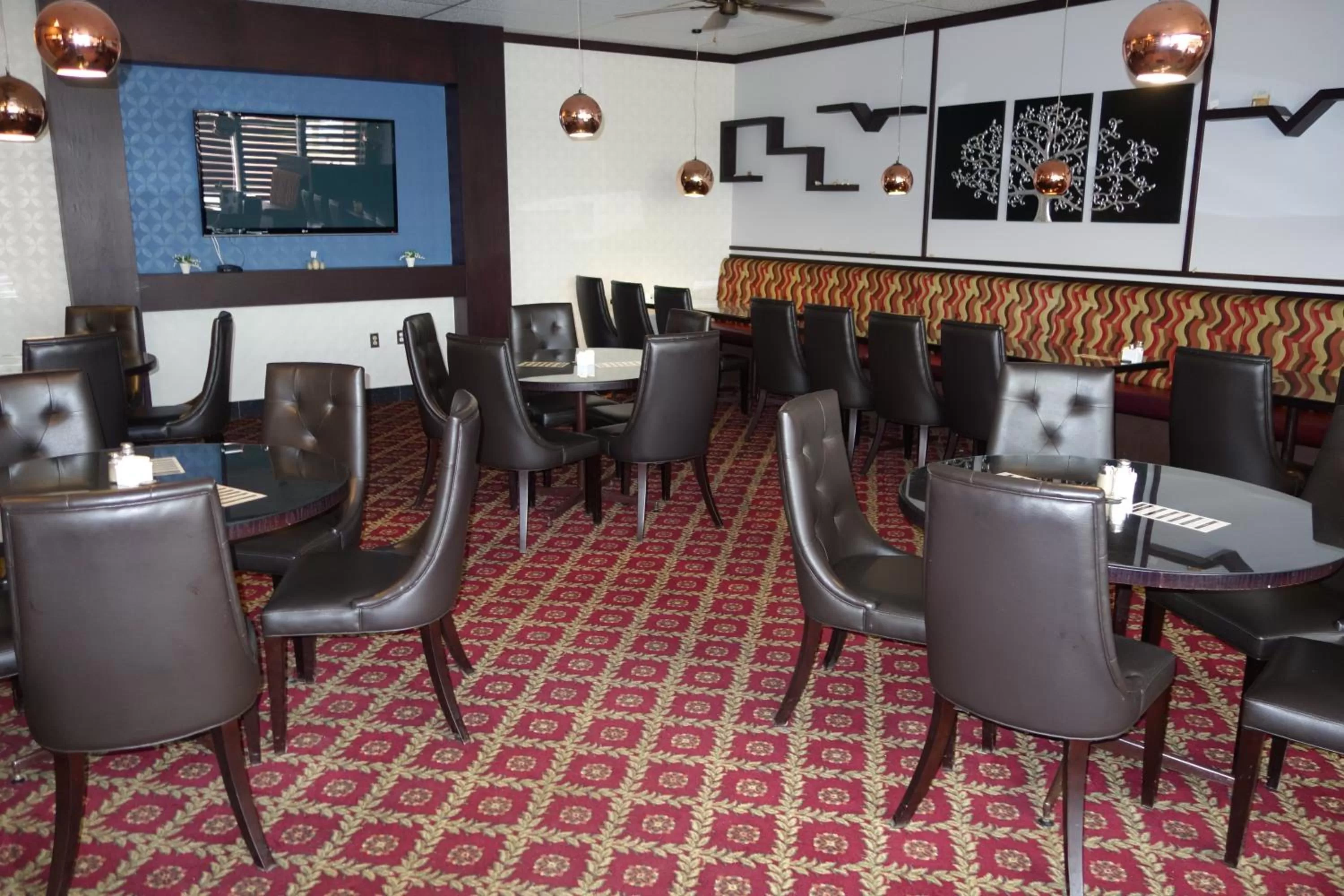 Restaurant/places to eat in Days Inn by Wyndham Vermilion