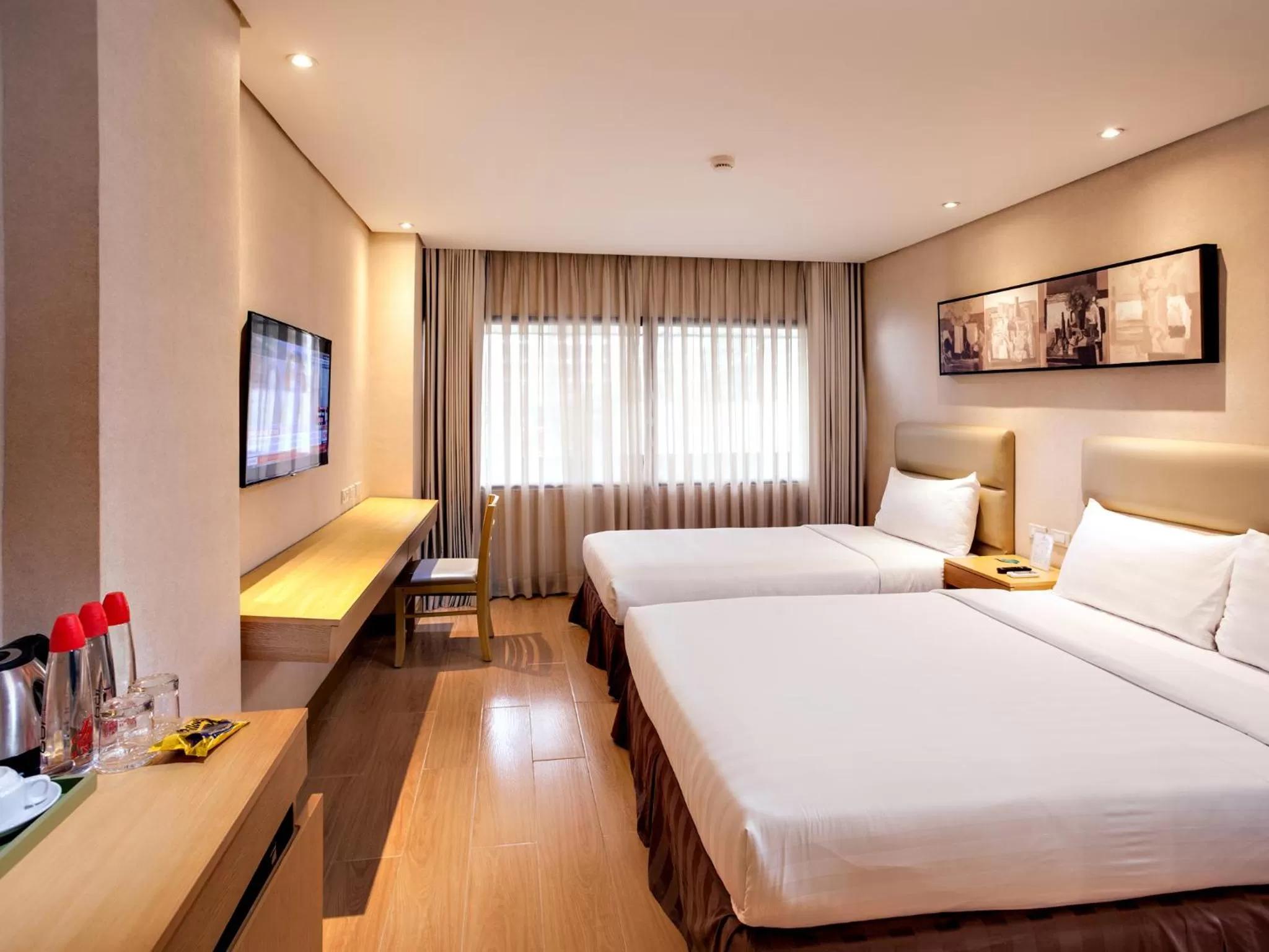 Photo of the whole room, Bed in Jinjiang Inn - Ortigas