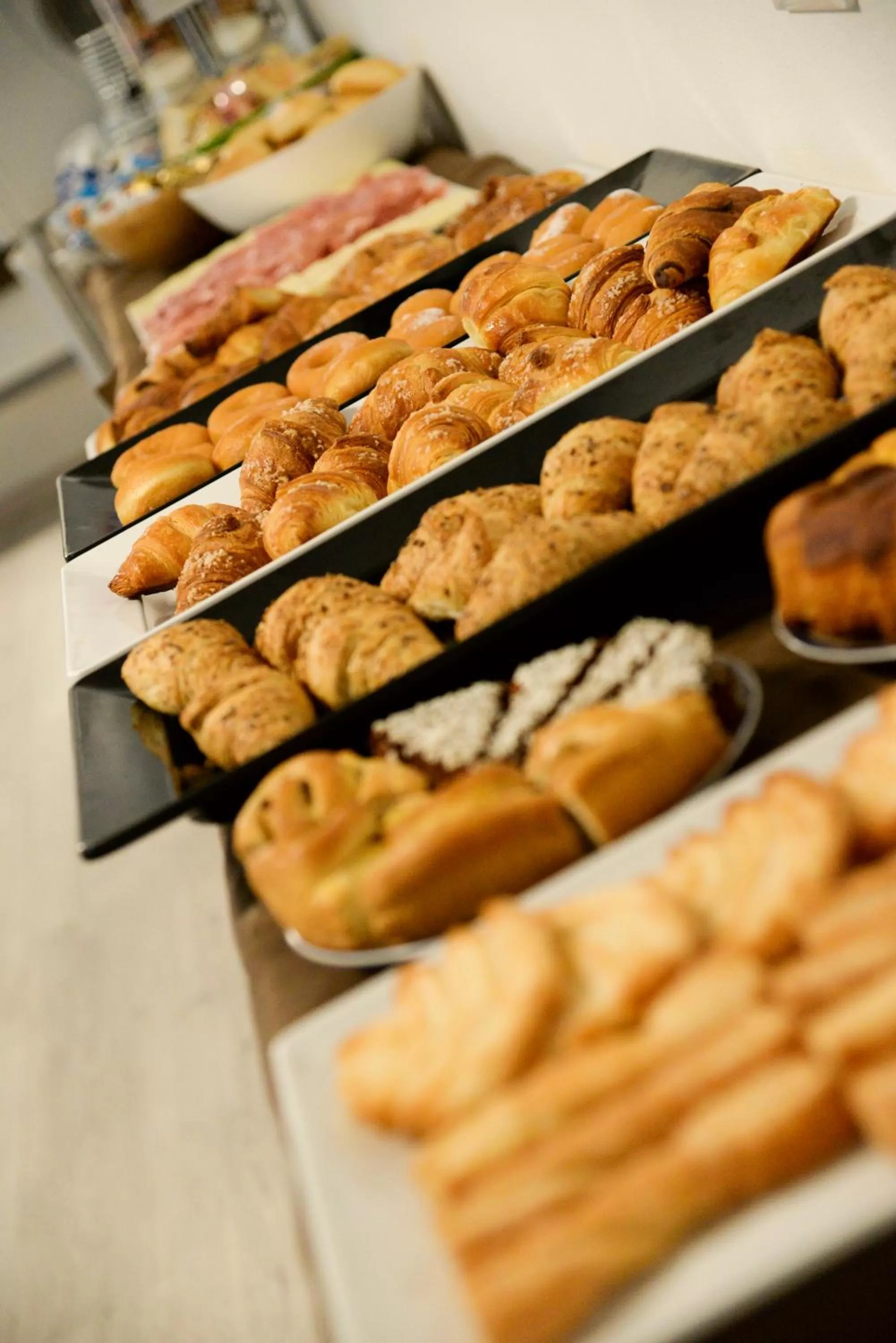 Breakfast in Infinity