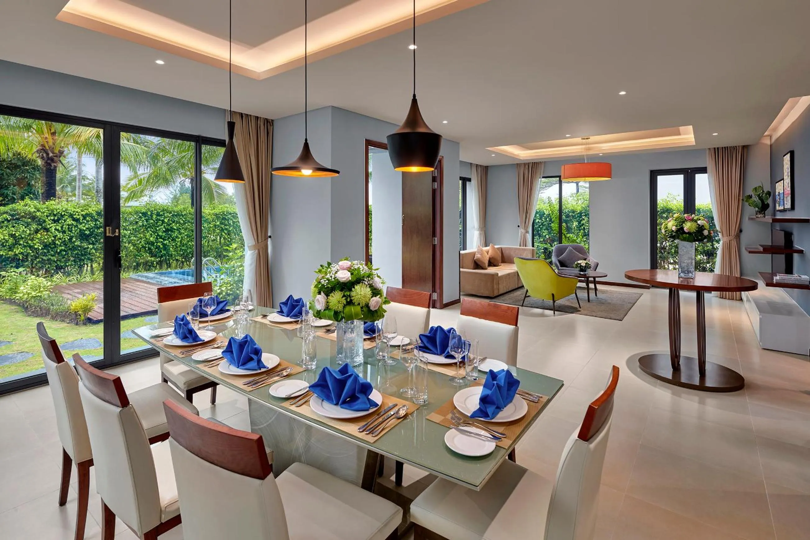 Dining area in Best Western Premier Sonasea Villas Phu Quoc