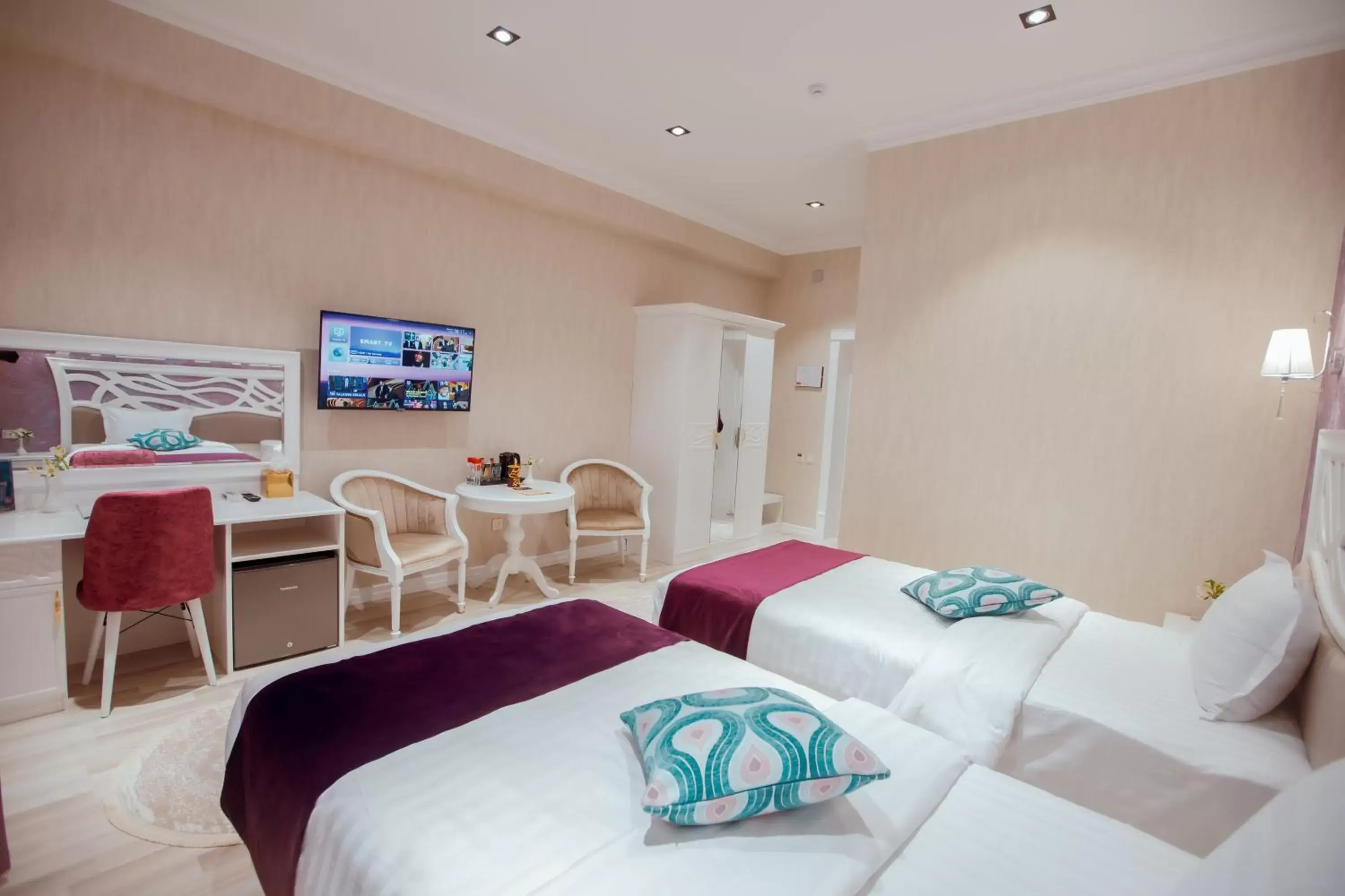 Twin Room with Bathroom in Silk Road Empire Hotel Twin Room with Bathroom in Silk Road Empire Hotel