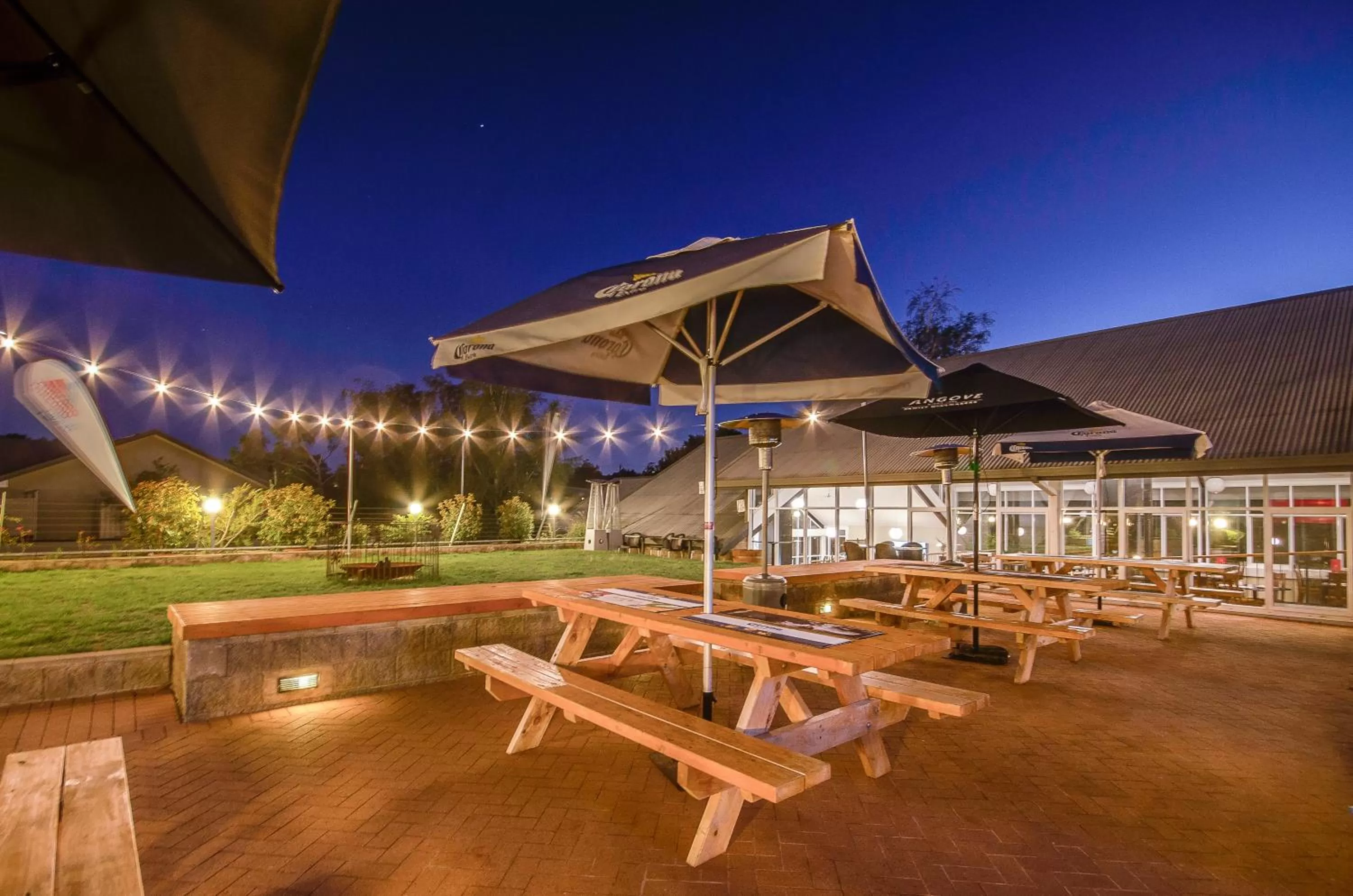 Patio in Horizons Lake Jindabyne