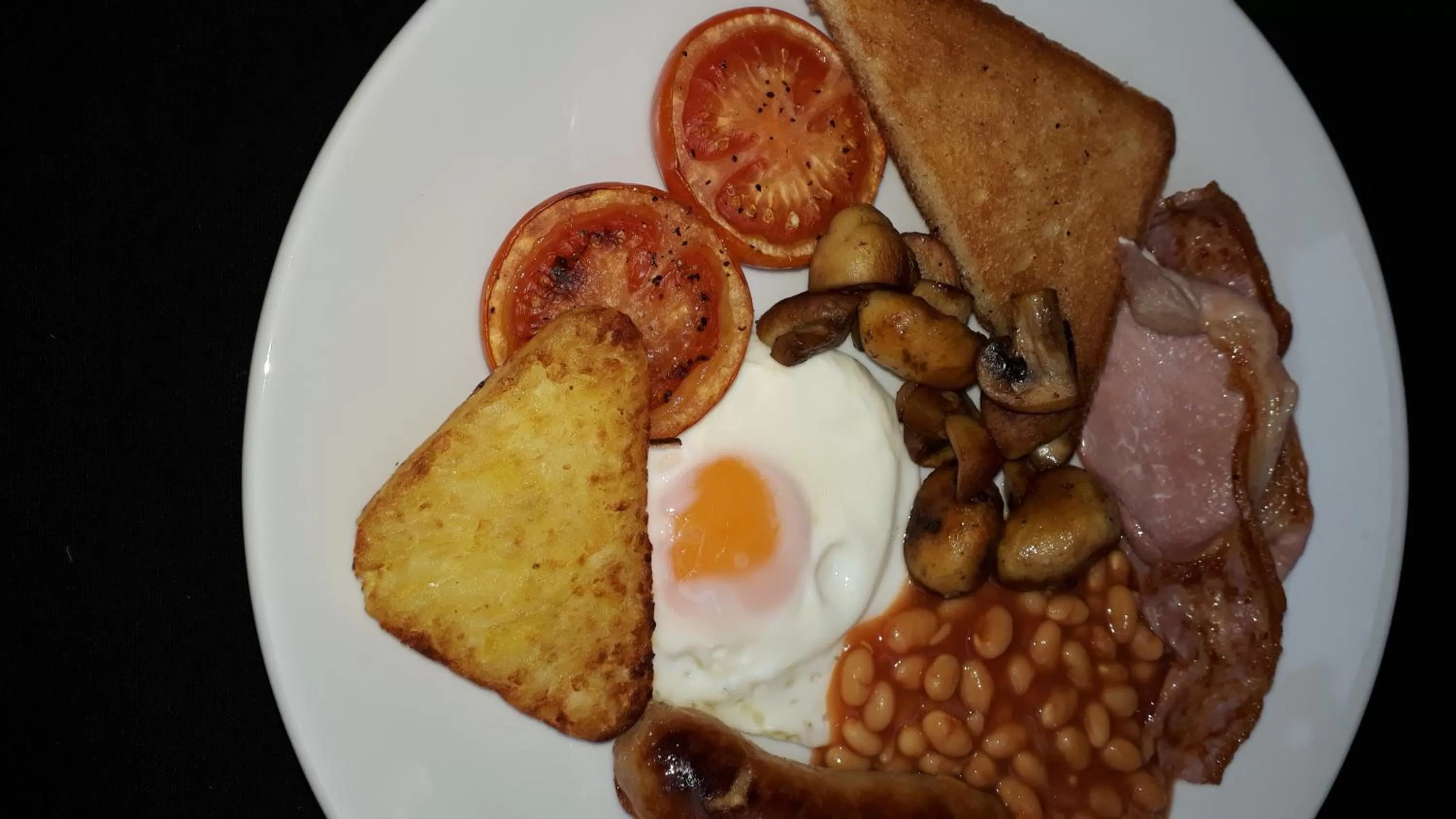 Breakfast in Red Lion