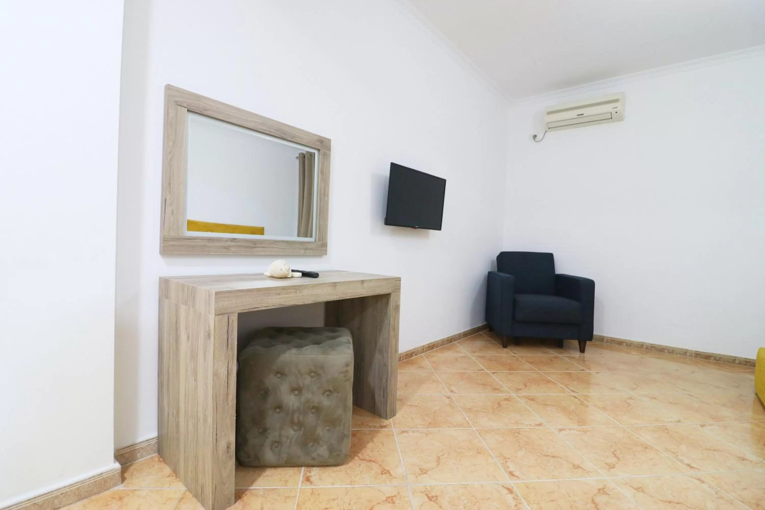 TV/Entertainment Center in HOTEL KRISTAL