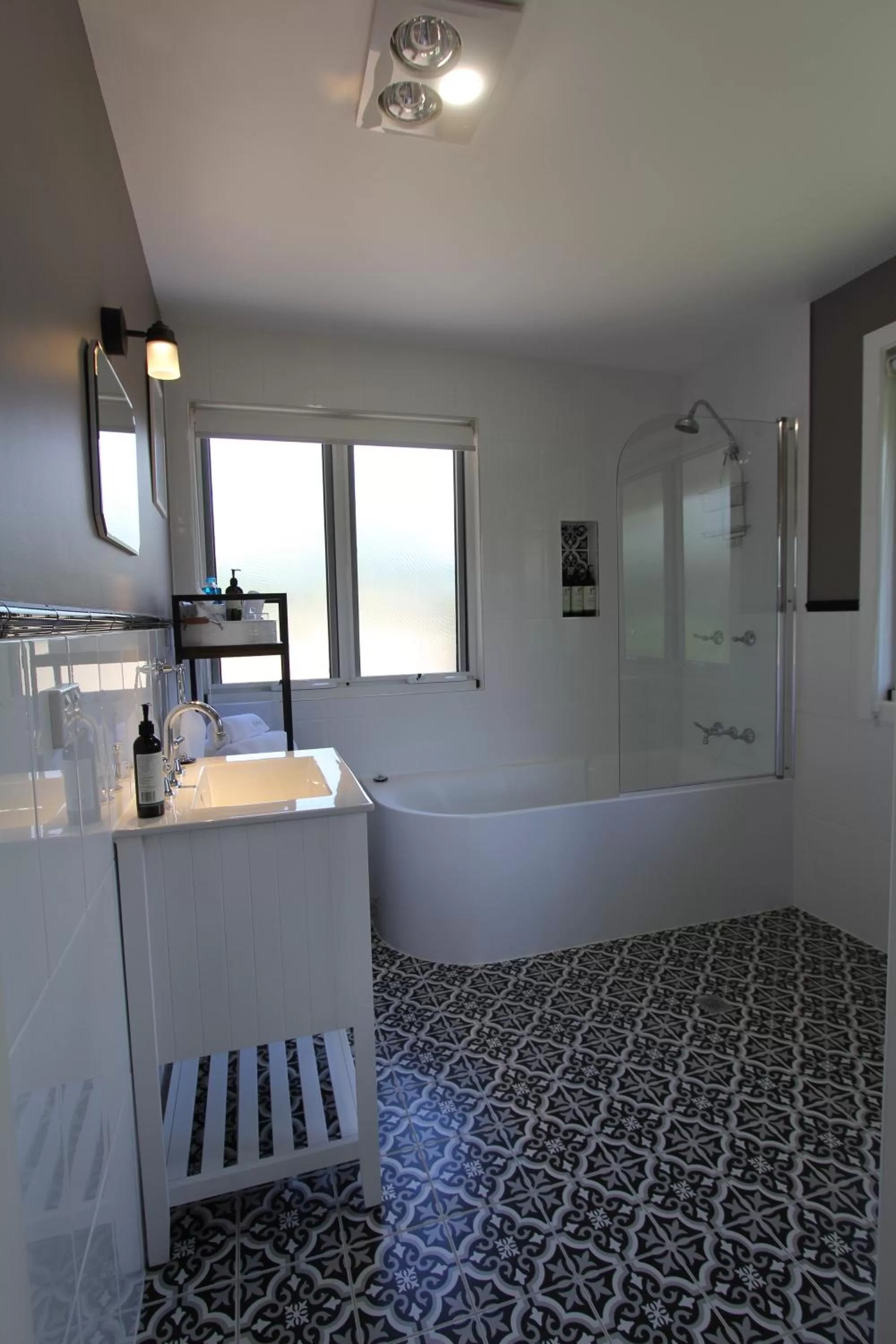 Bathroom in Gridley Homestead B&B