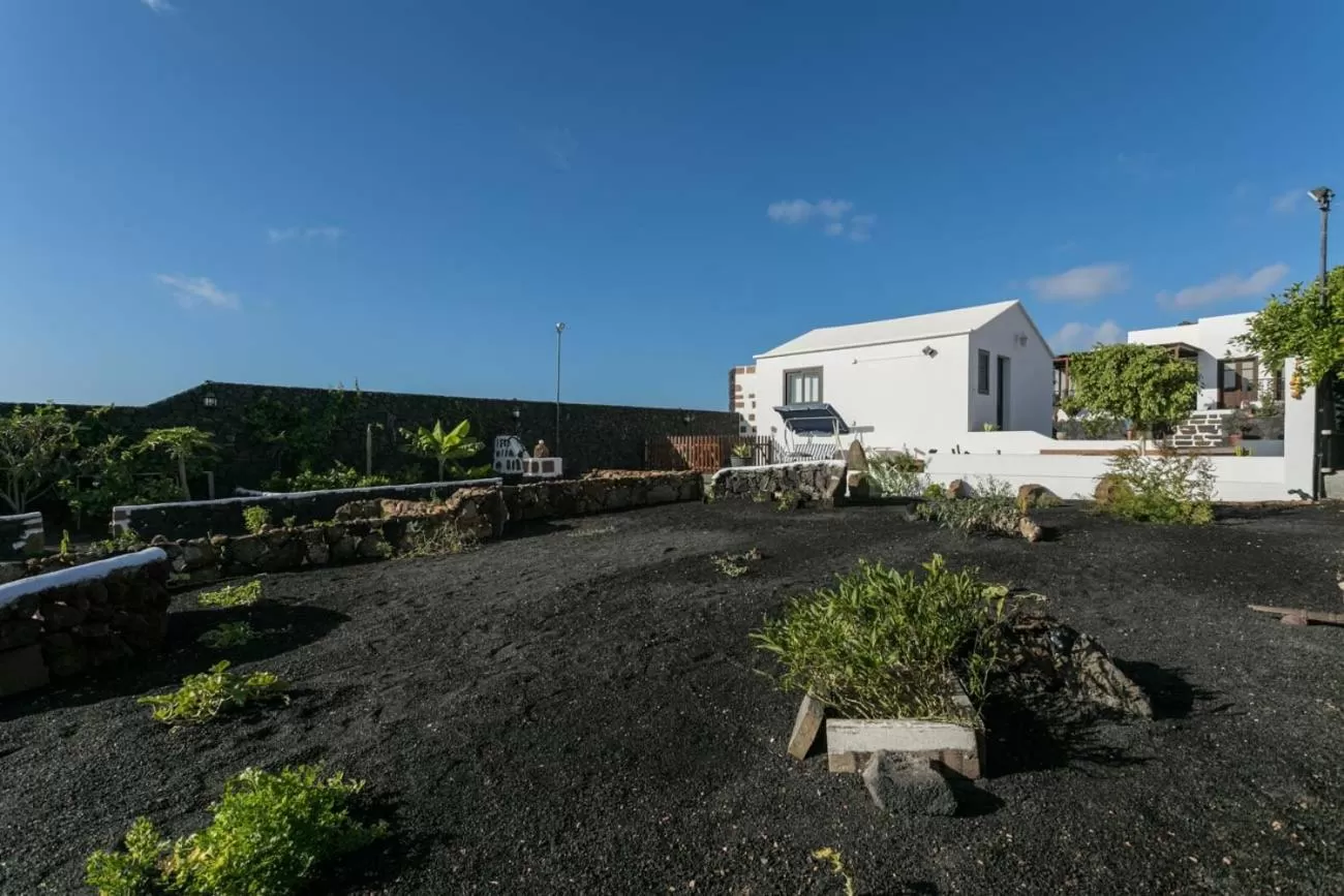 Garden, Property Building in Villa El Jable Lanzarote