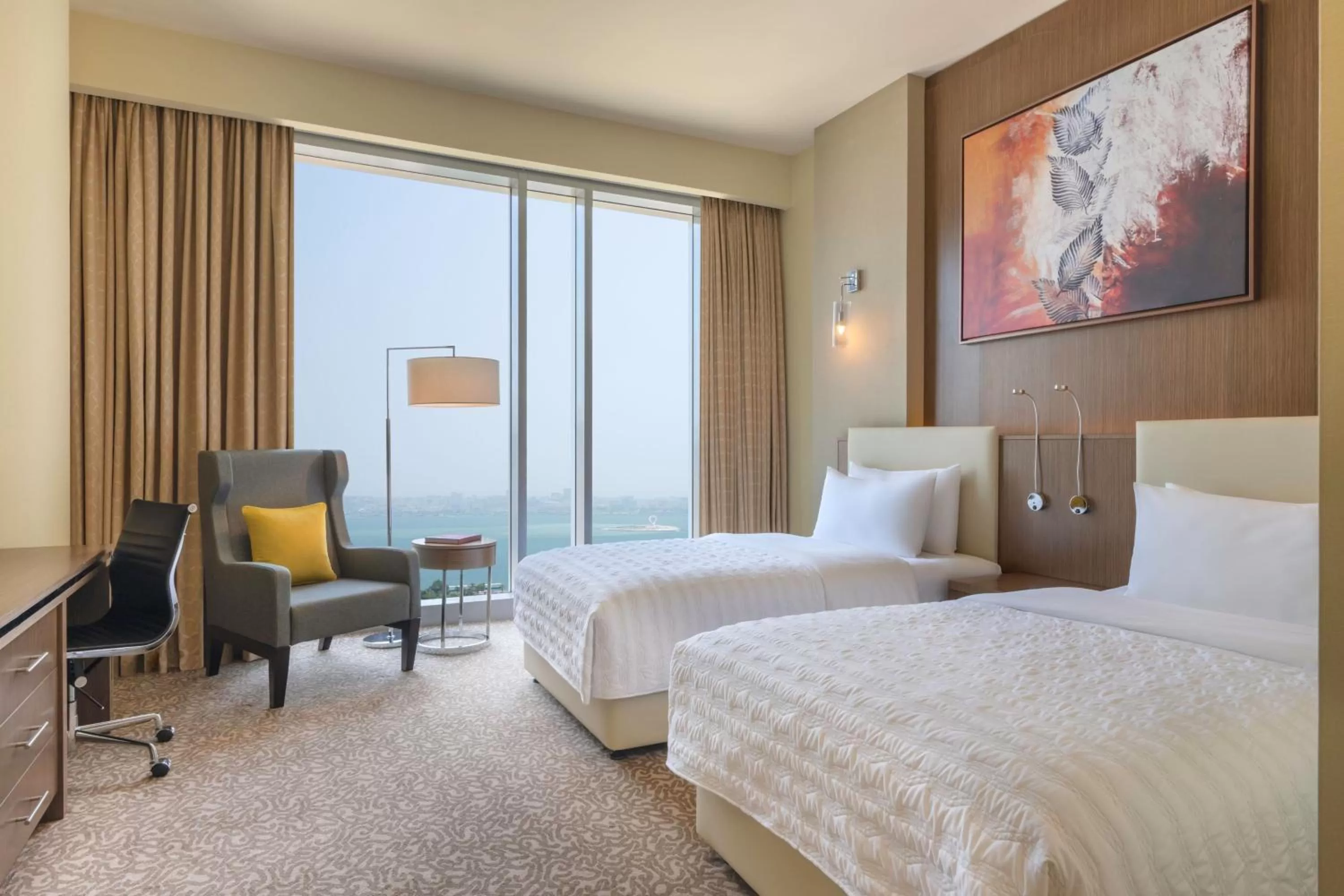 Bedroom, Bed in Le Meridien City Center Doha