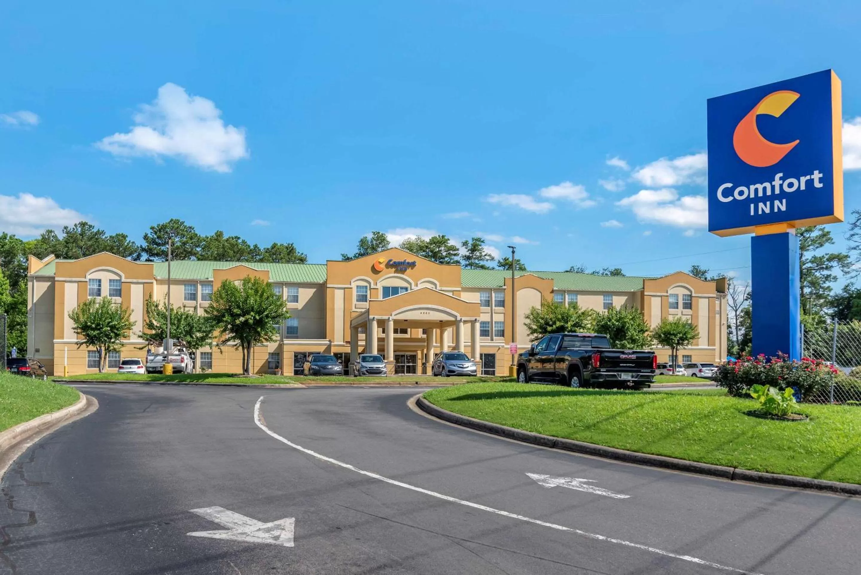 Property building in Comfort Inn Birmingham - Irondale