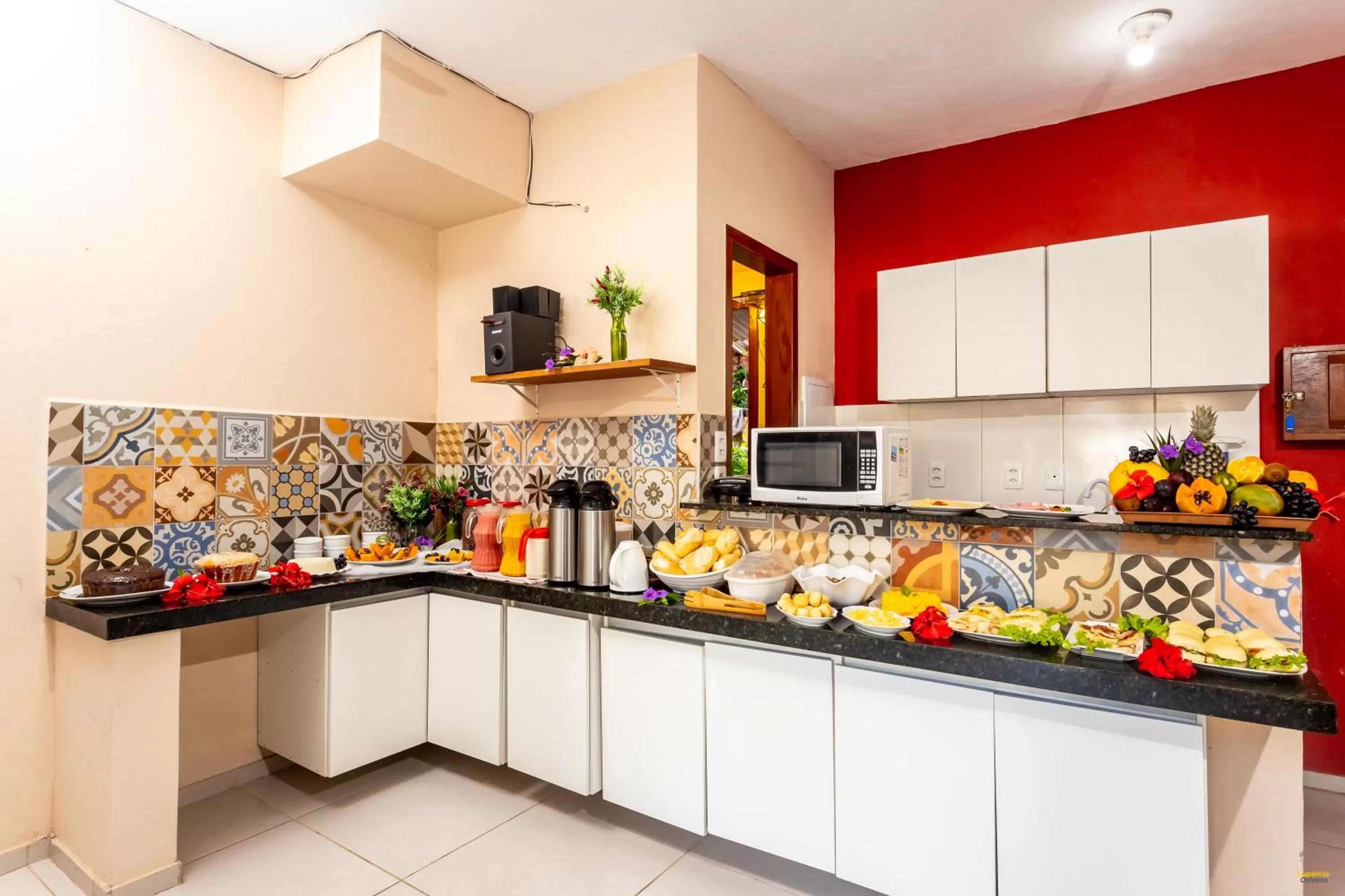 Continental breakfast, Kitchen/Kitchenette in i9 Embaú Flats & Suites