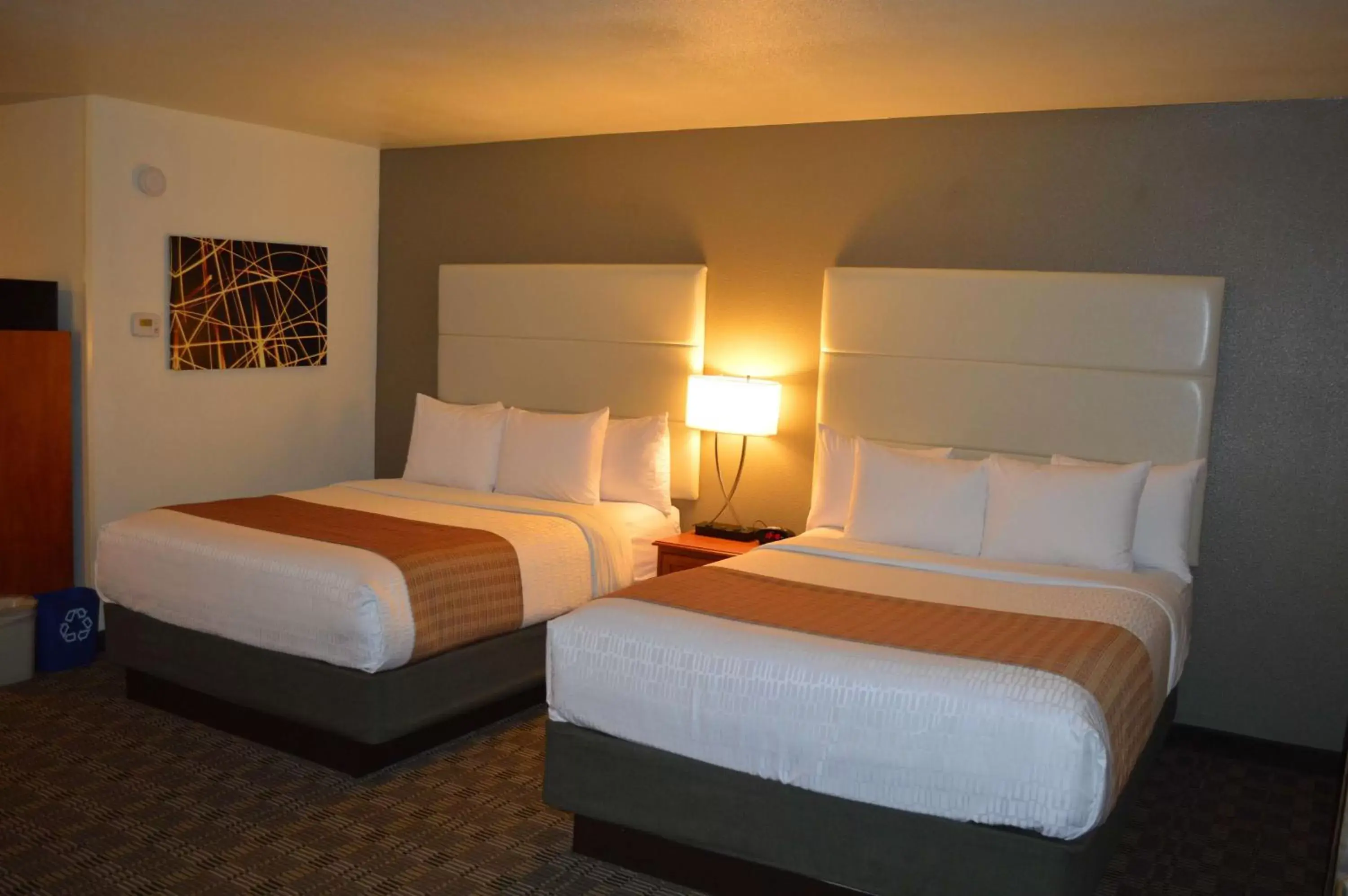 Queen Room with Two Queen Beds in Colony Inn Queen Room with Two Queen Beds in Colony Inn