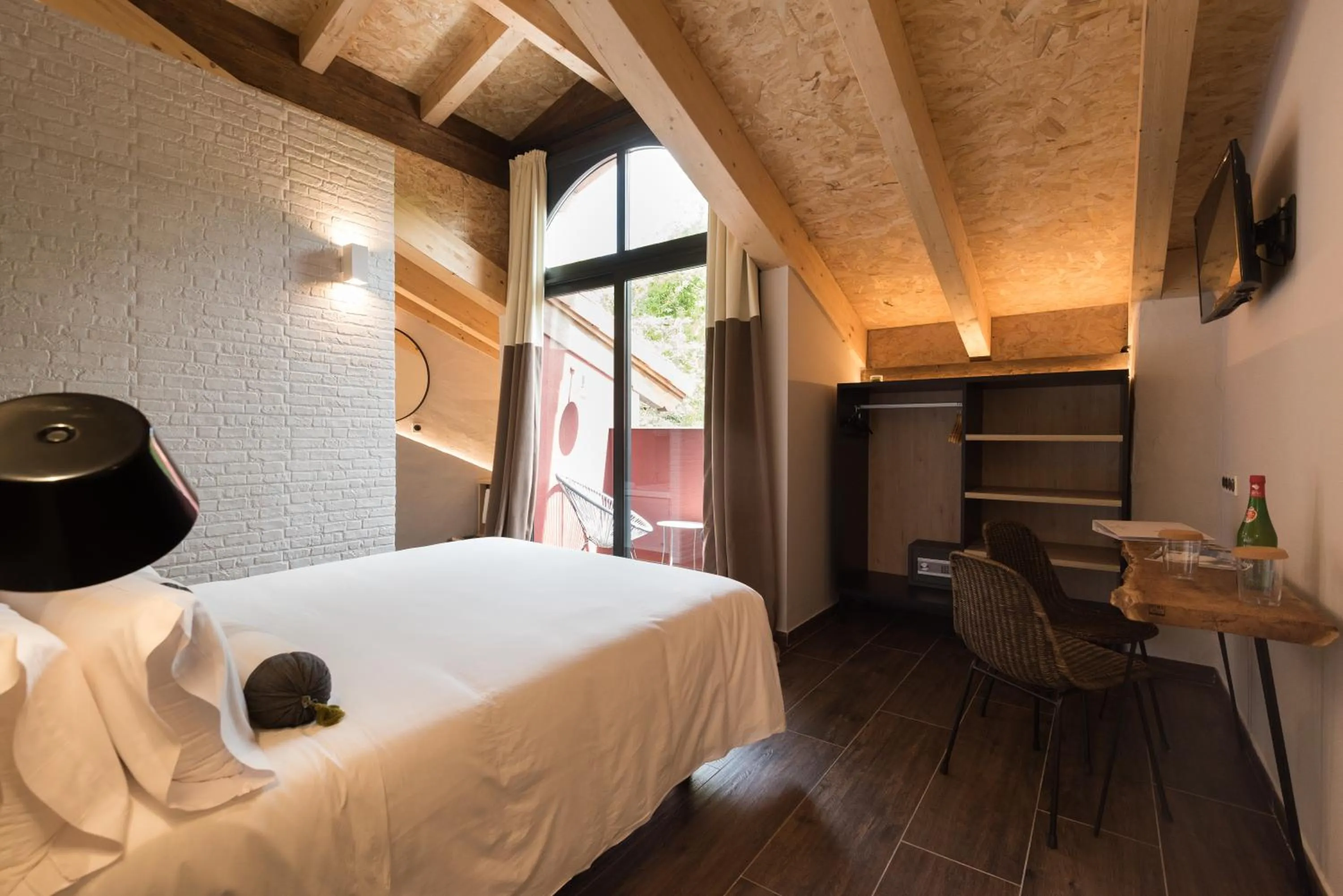 Photo of the whole room, Bed in Hotel Rural Sagarlore