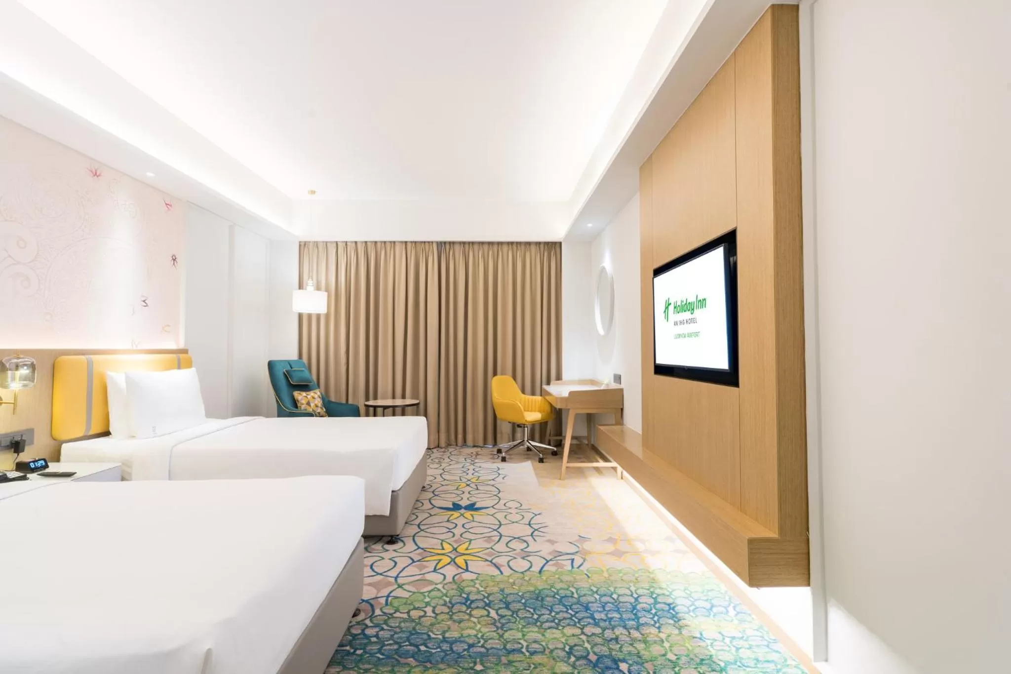 Photo of the whole room, Bed in Holiday Inn Lucknow Airport by IHG