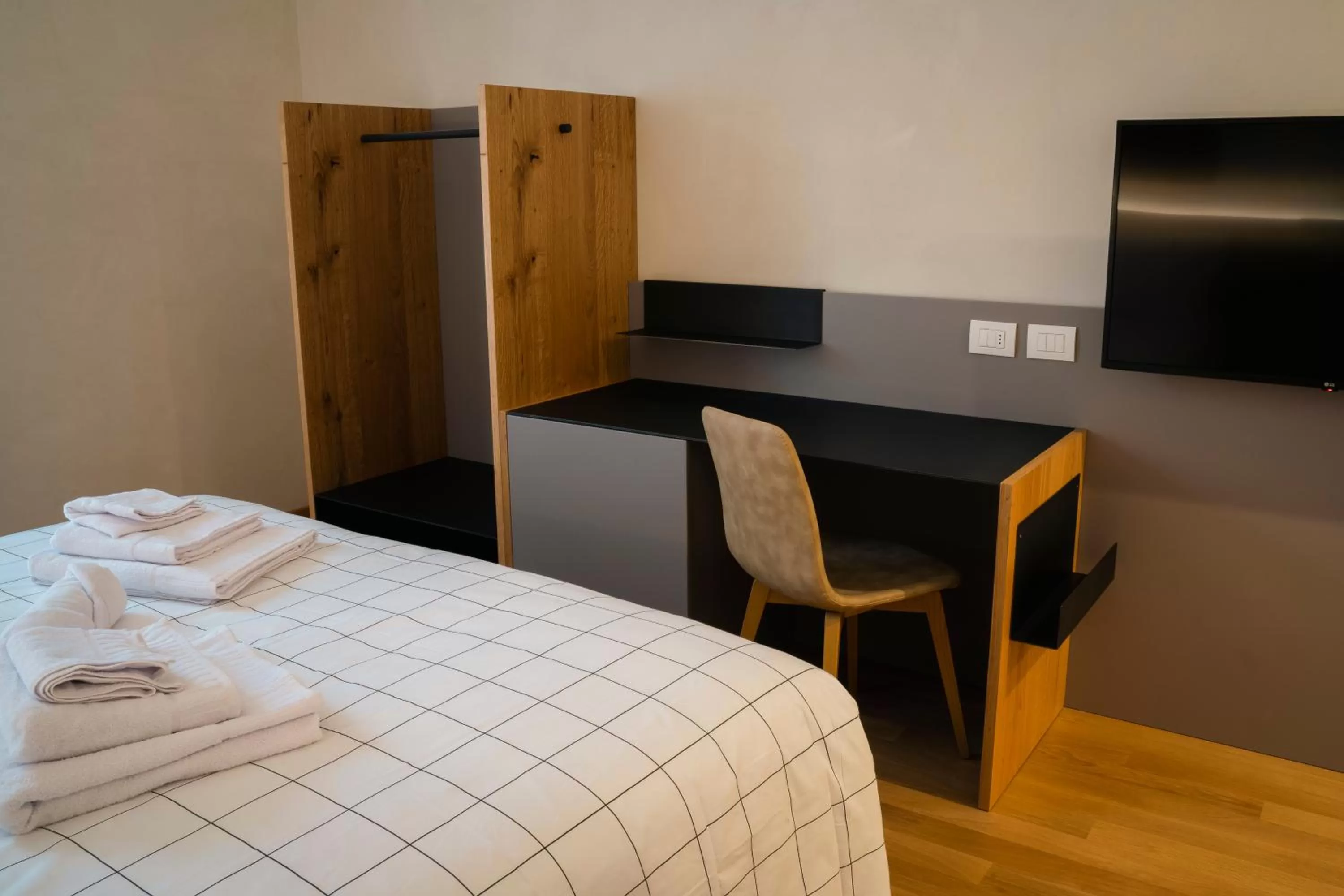 Bedroom, Bed in VILLA MANZONI