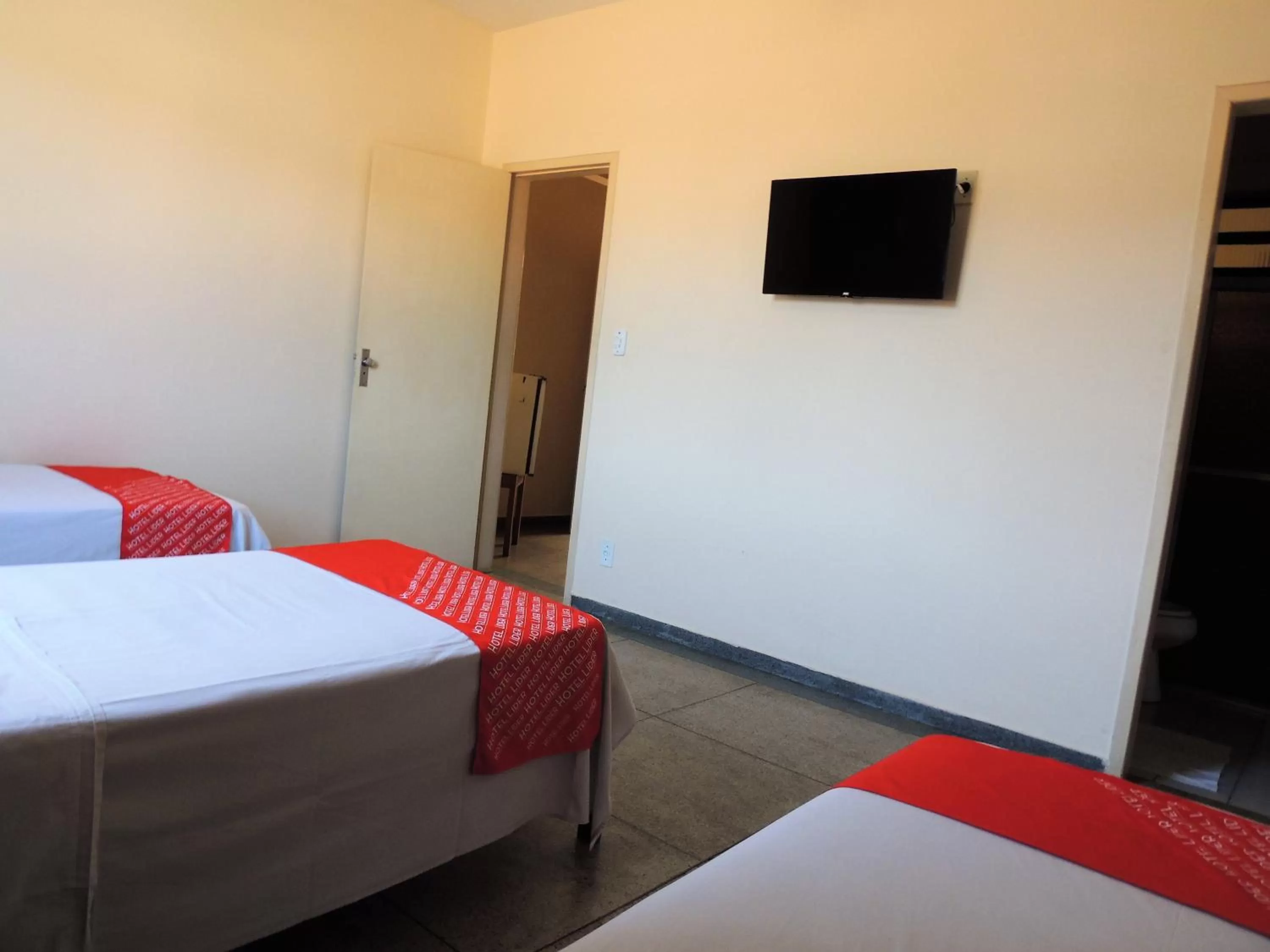 Bedroom, Bed in Hotel Líder - By UP Hotel