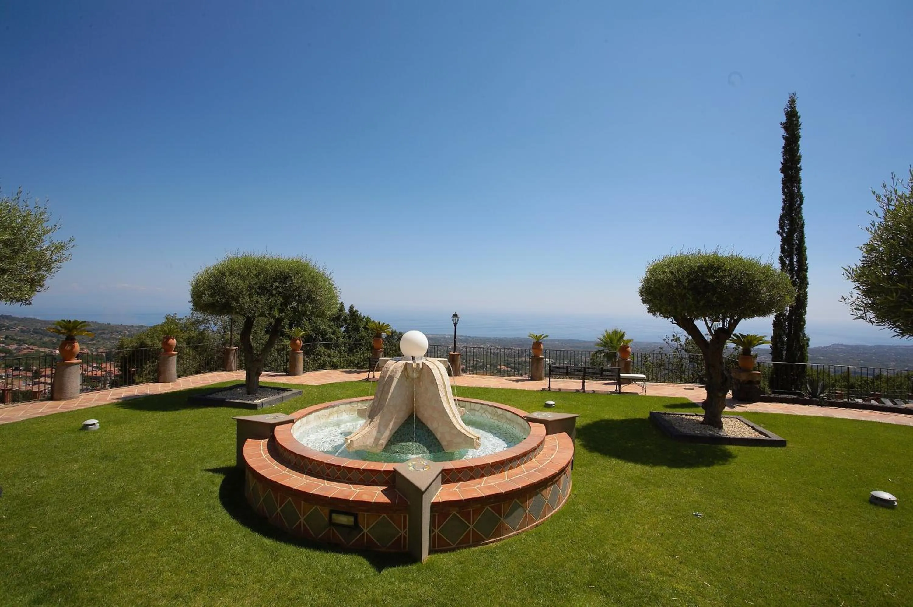 Facade/entrance in Airone Wellness Hotel