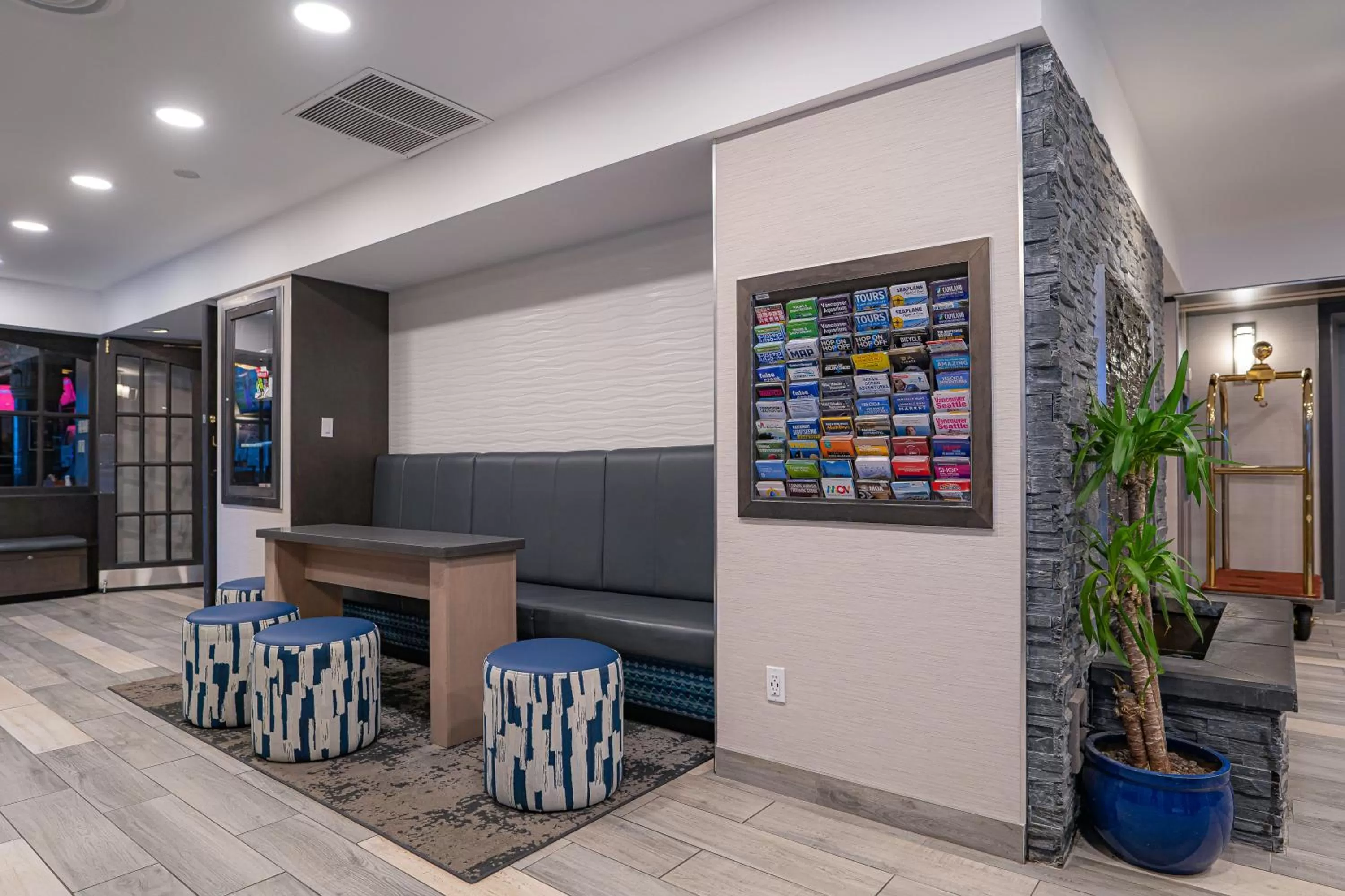 Lobby or reception in Best Western Plus Sands
