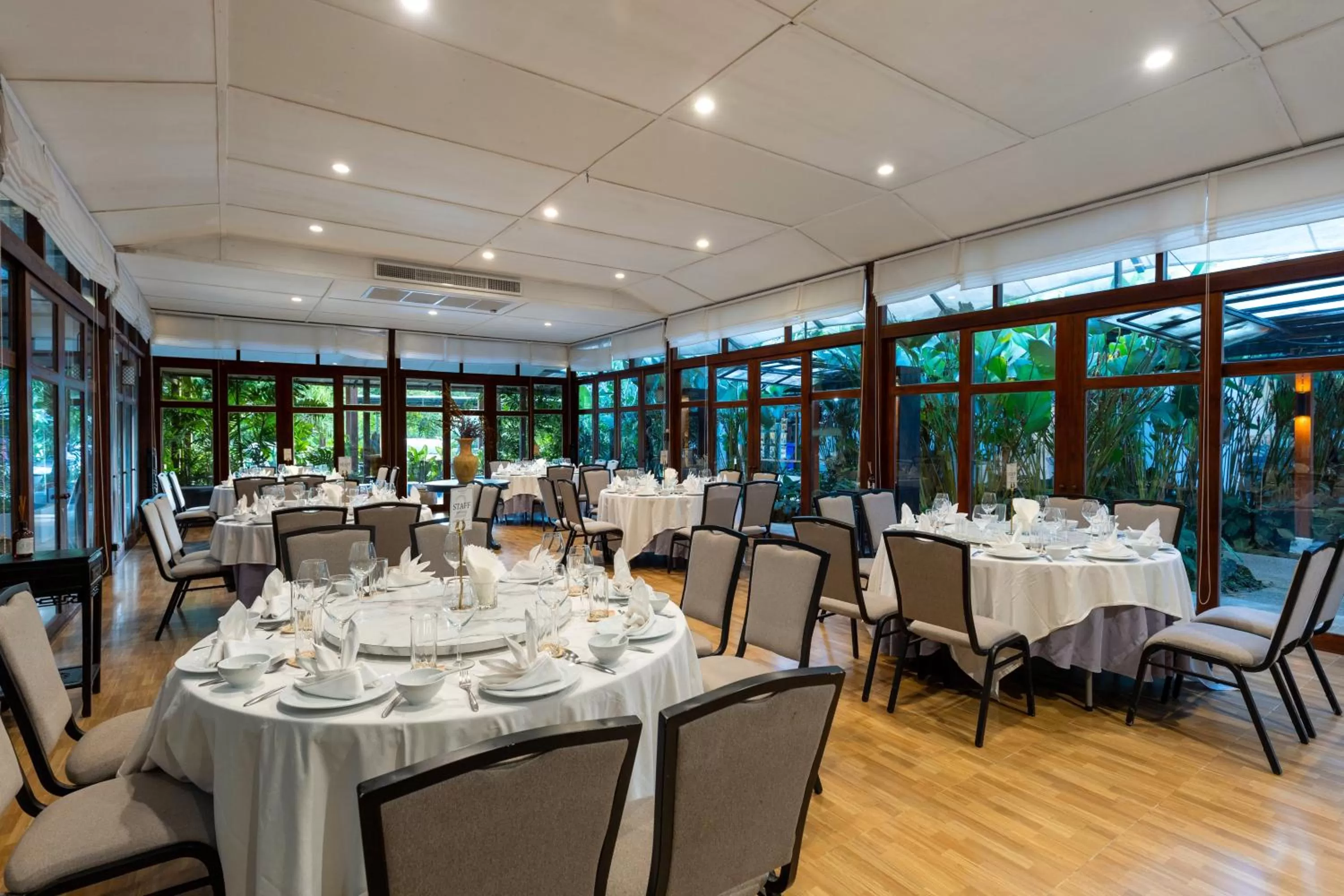 Banquet/Function facilities in Kachonghills Tented Resort Trang