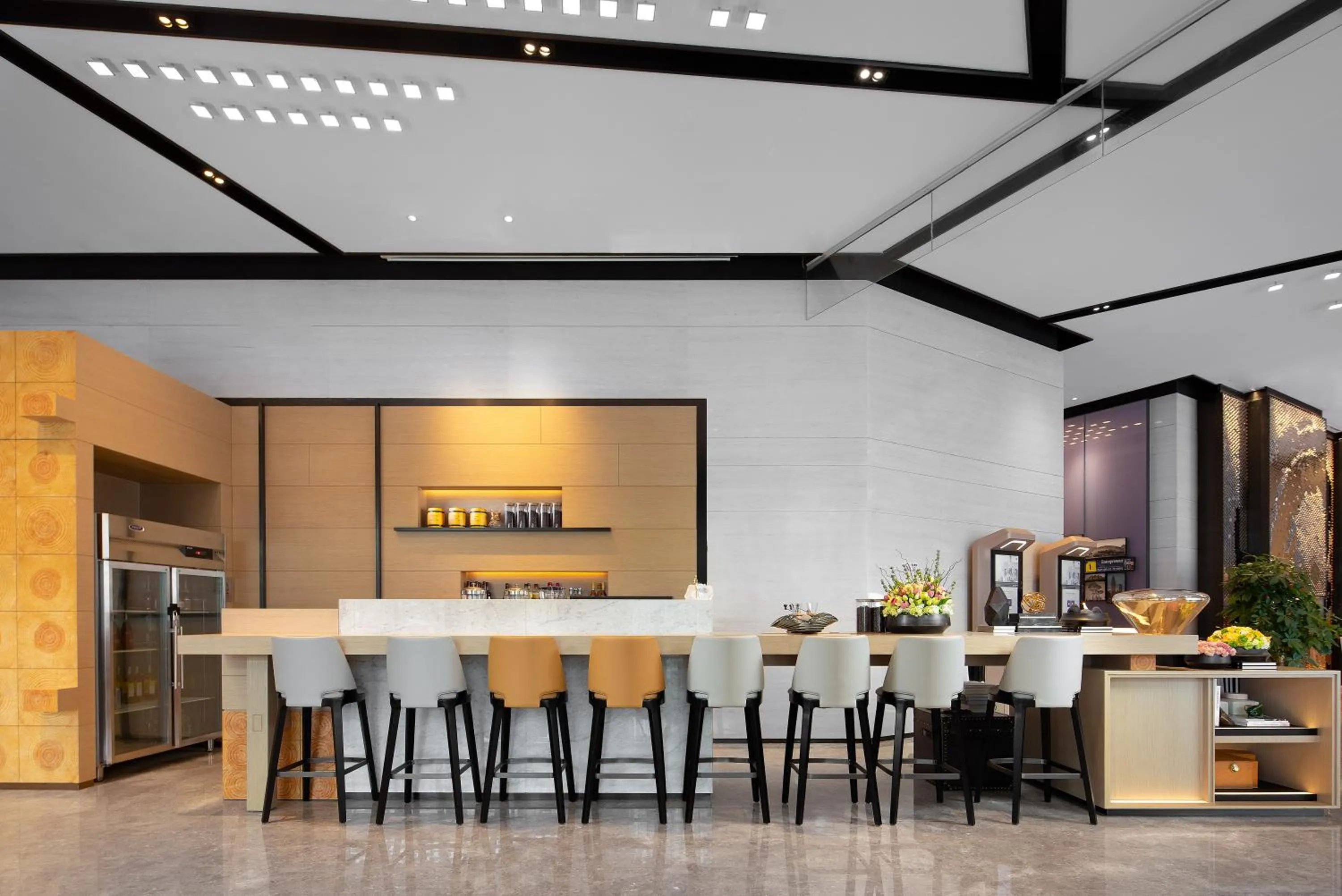 Lobby or reception in Hampton by Hilton Shenzhen North Station