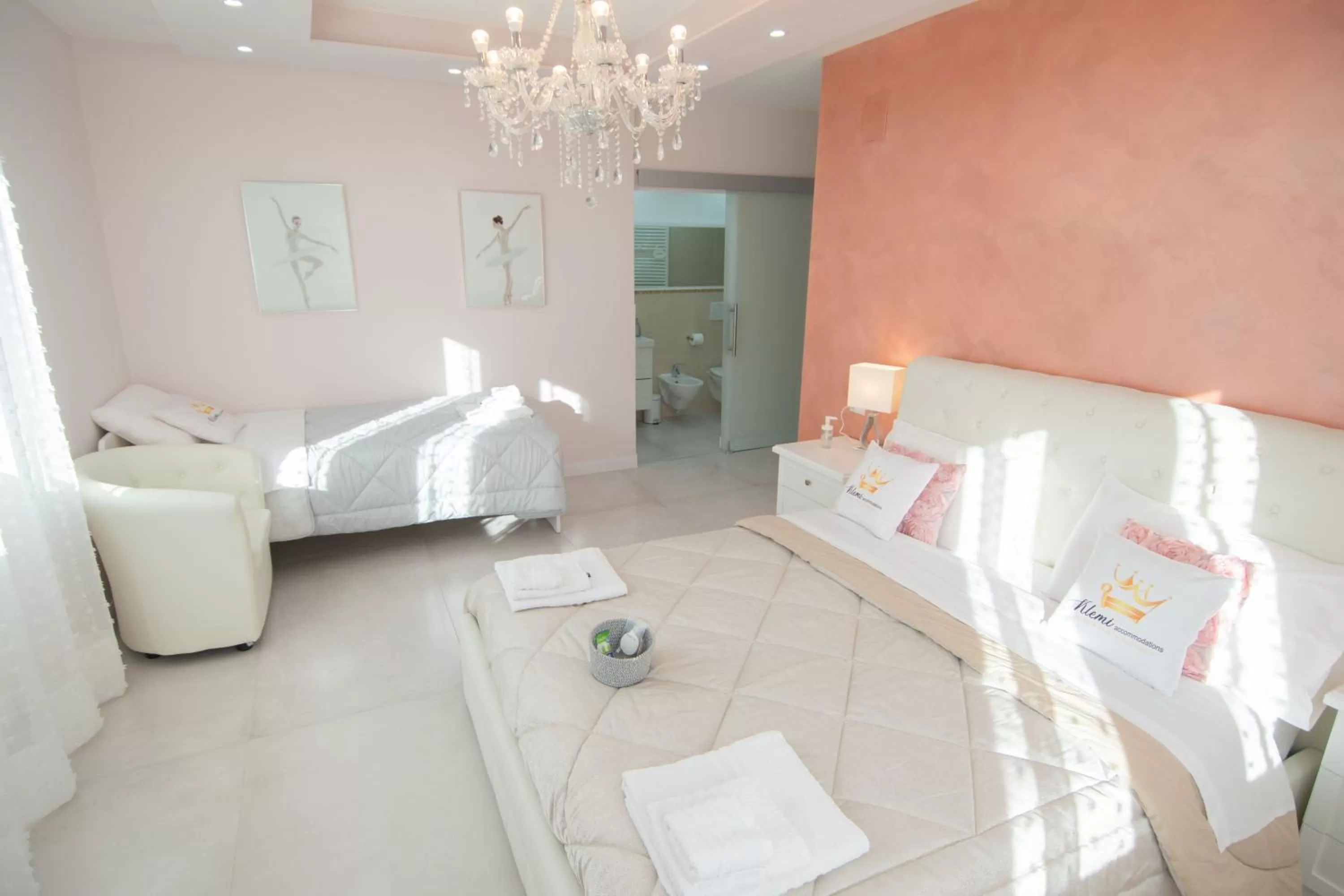 Photo of the whole room, Seating Area in Klemi, rooms in old town