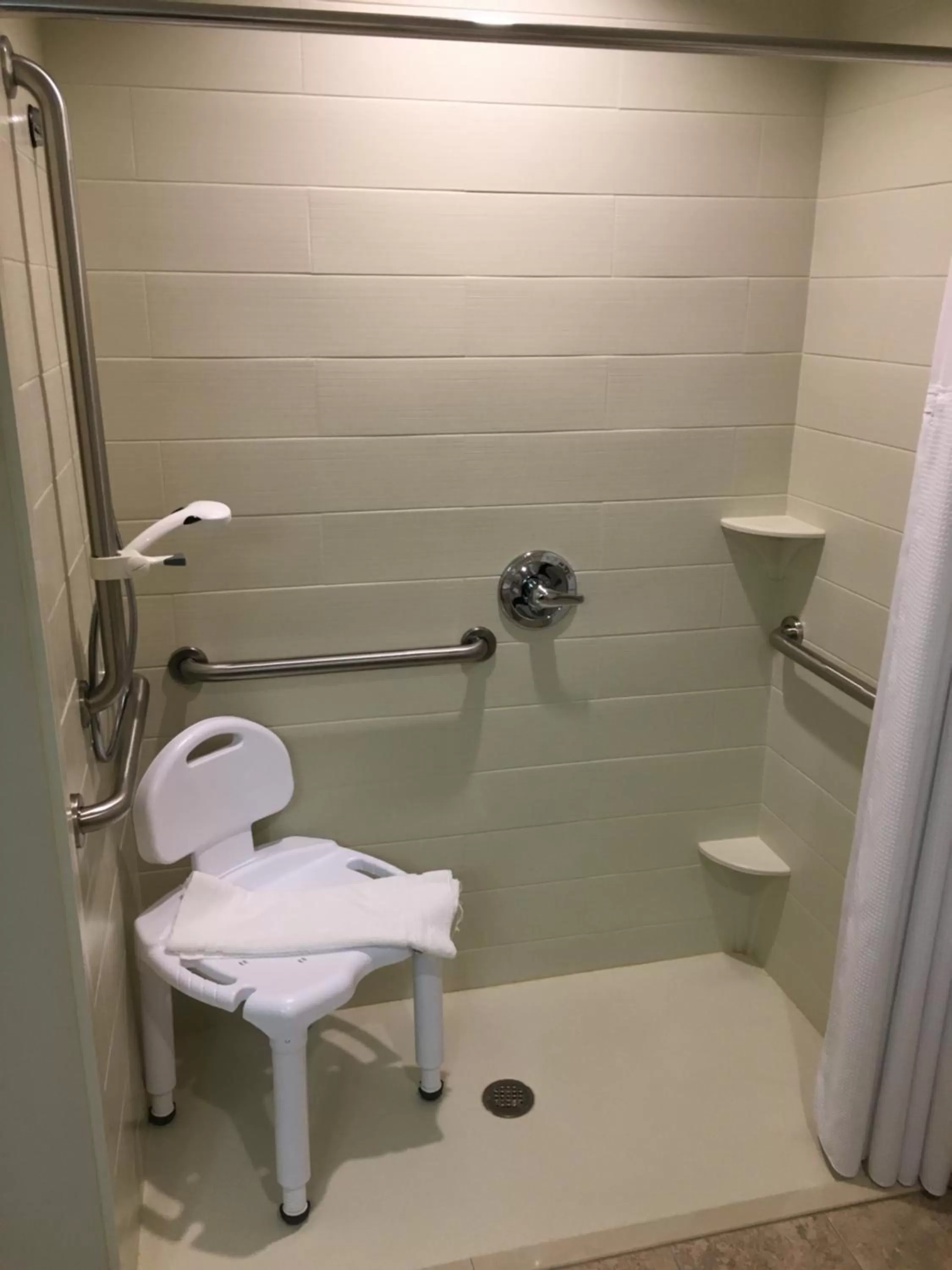 AmericInn by Wyndham Fairfield