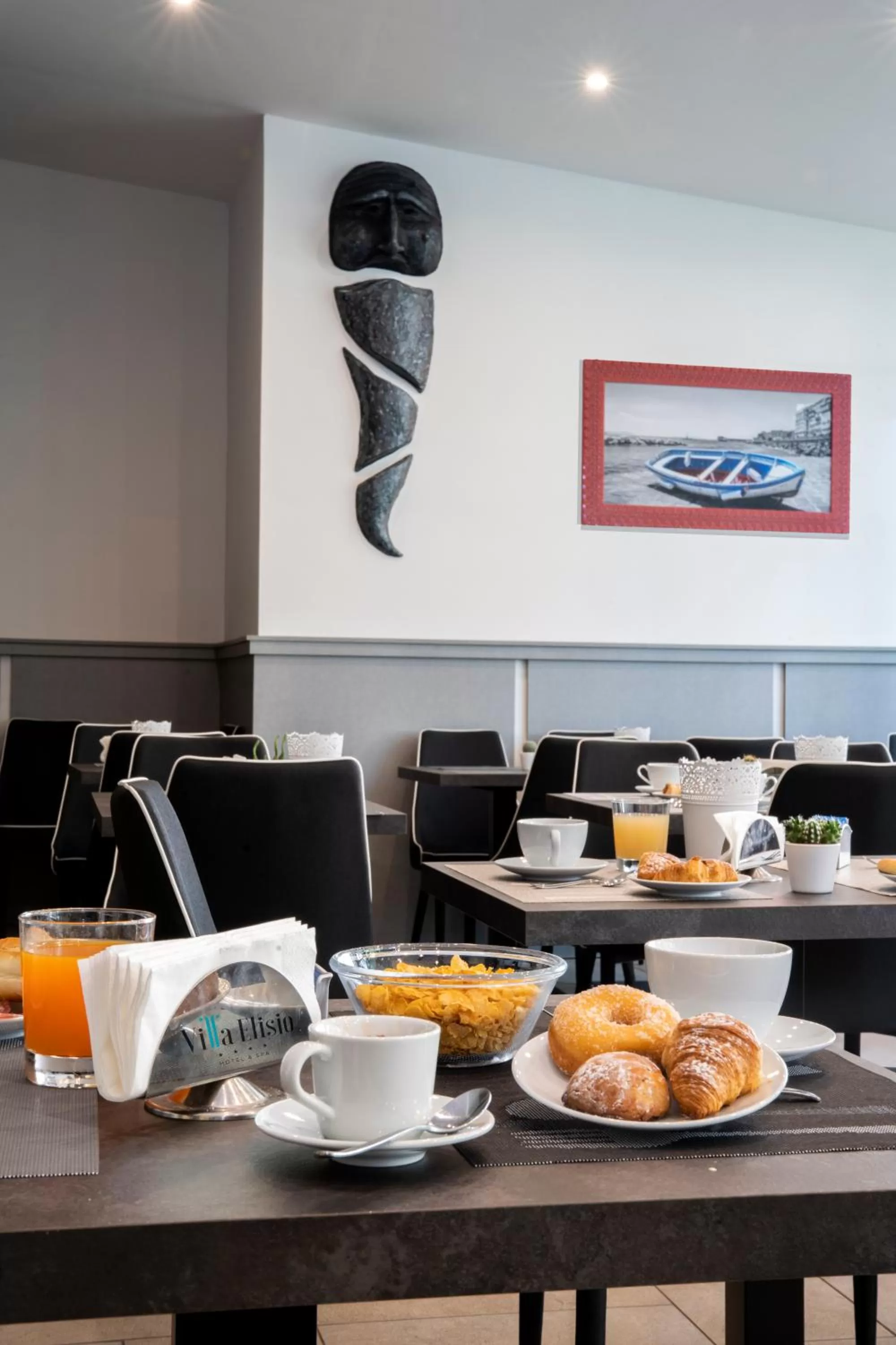 Breakfast in Villa Elisio Hotel & Spa