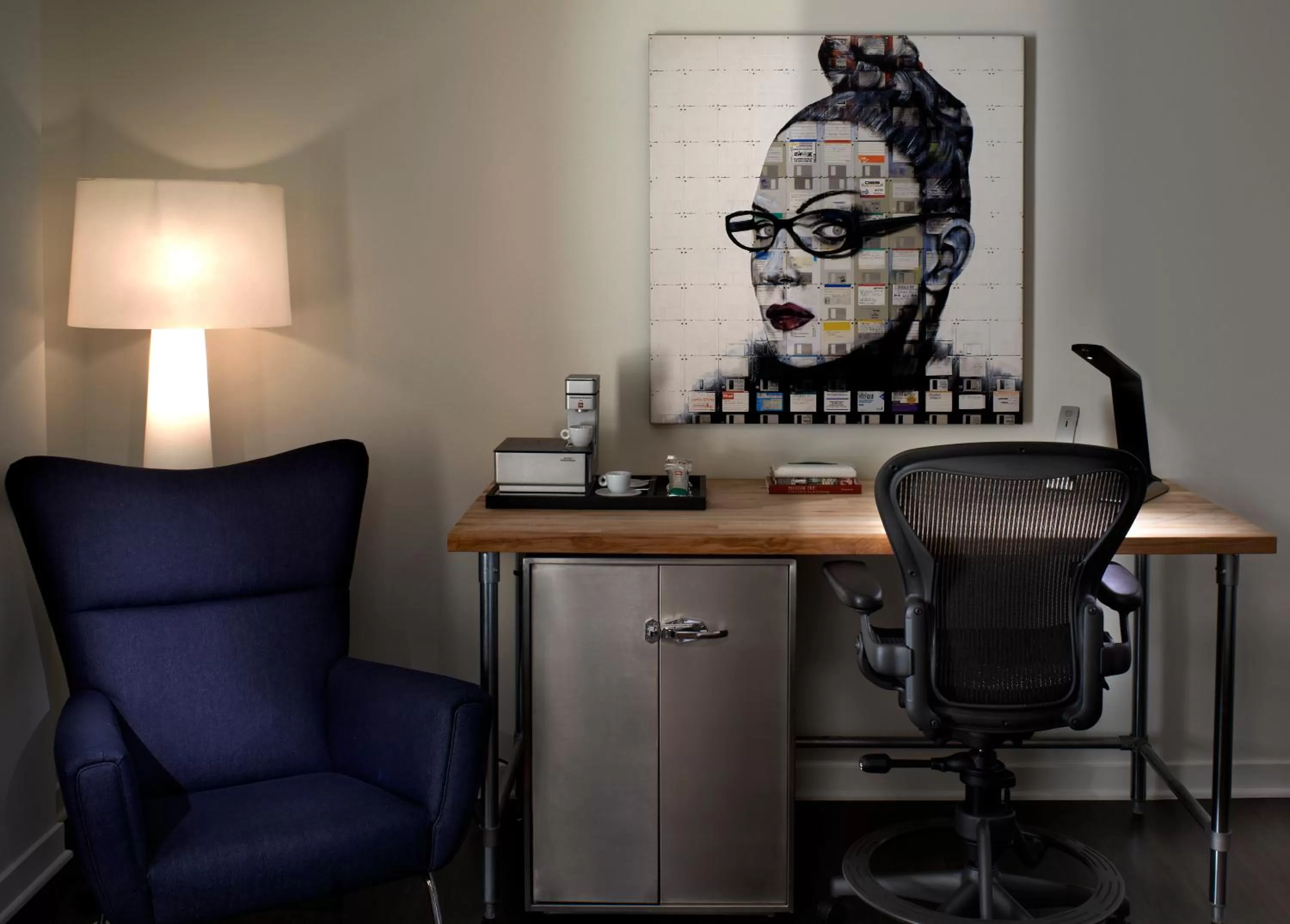 hair dresser in Hotel Zetta San Francisco