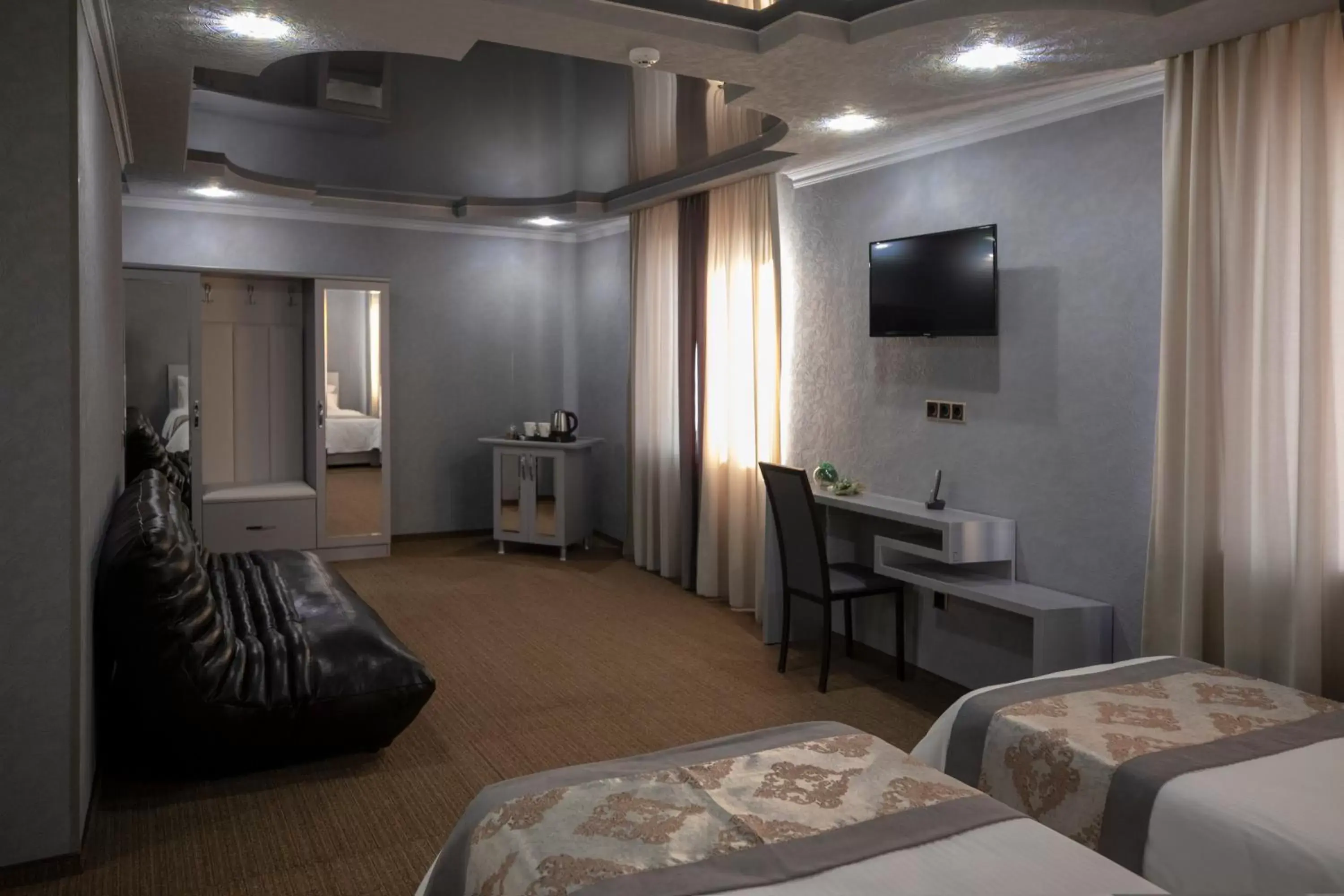 Family Suite in Georgia Gold Family Suite in Georgia Gold