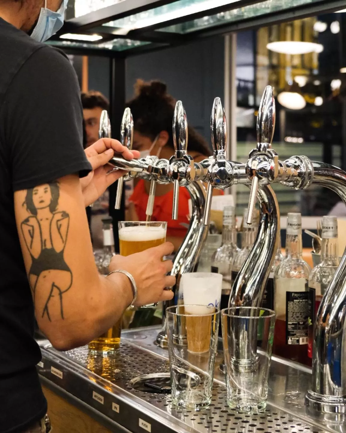 Staff in Eklo Hotels Toulouse Cartoucherie Zénith