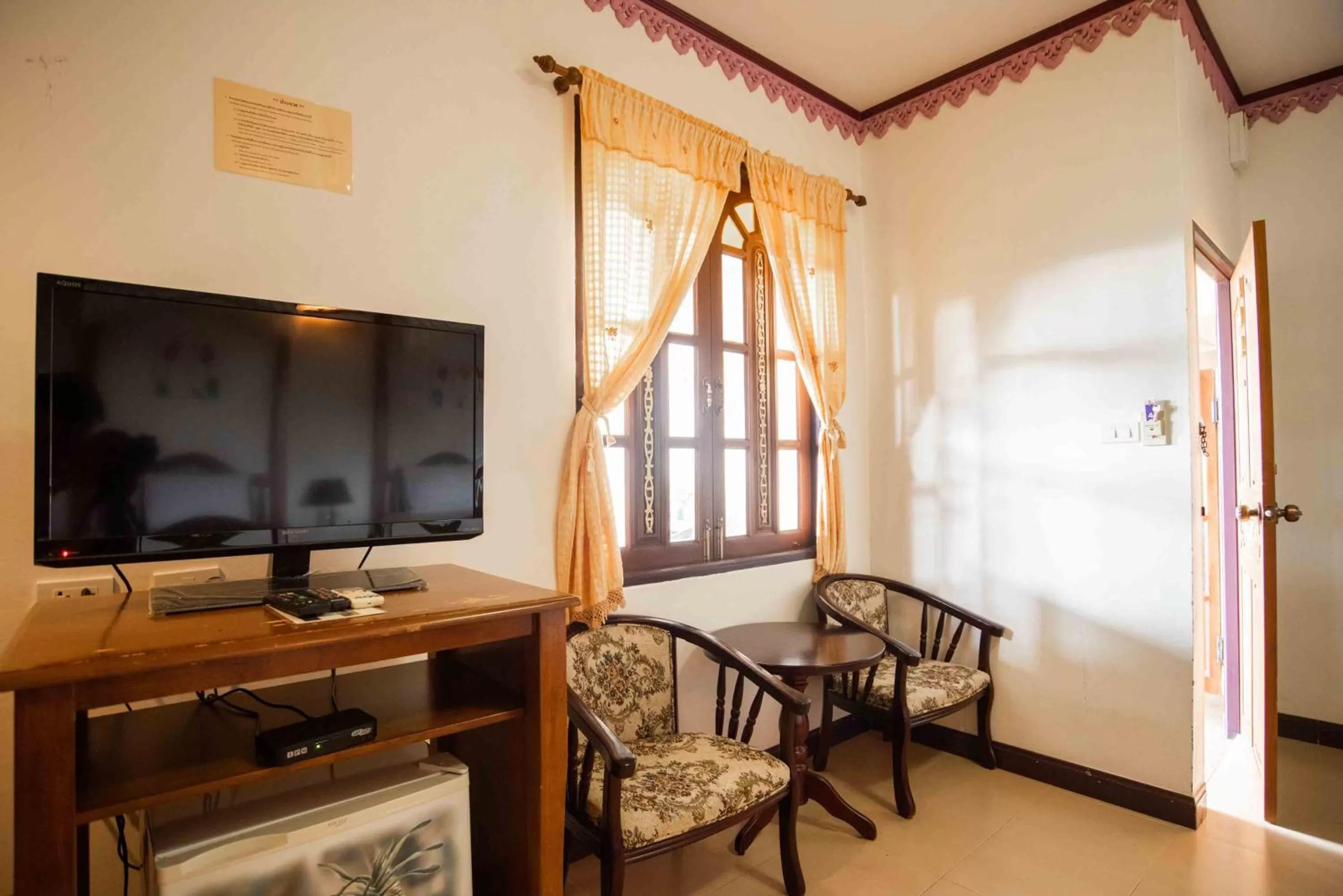 TV and multimedia in Ban Ao Thong