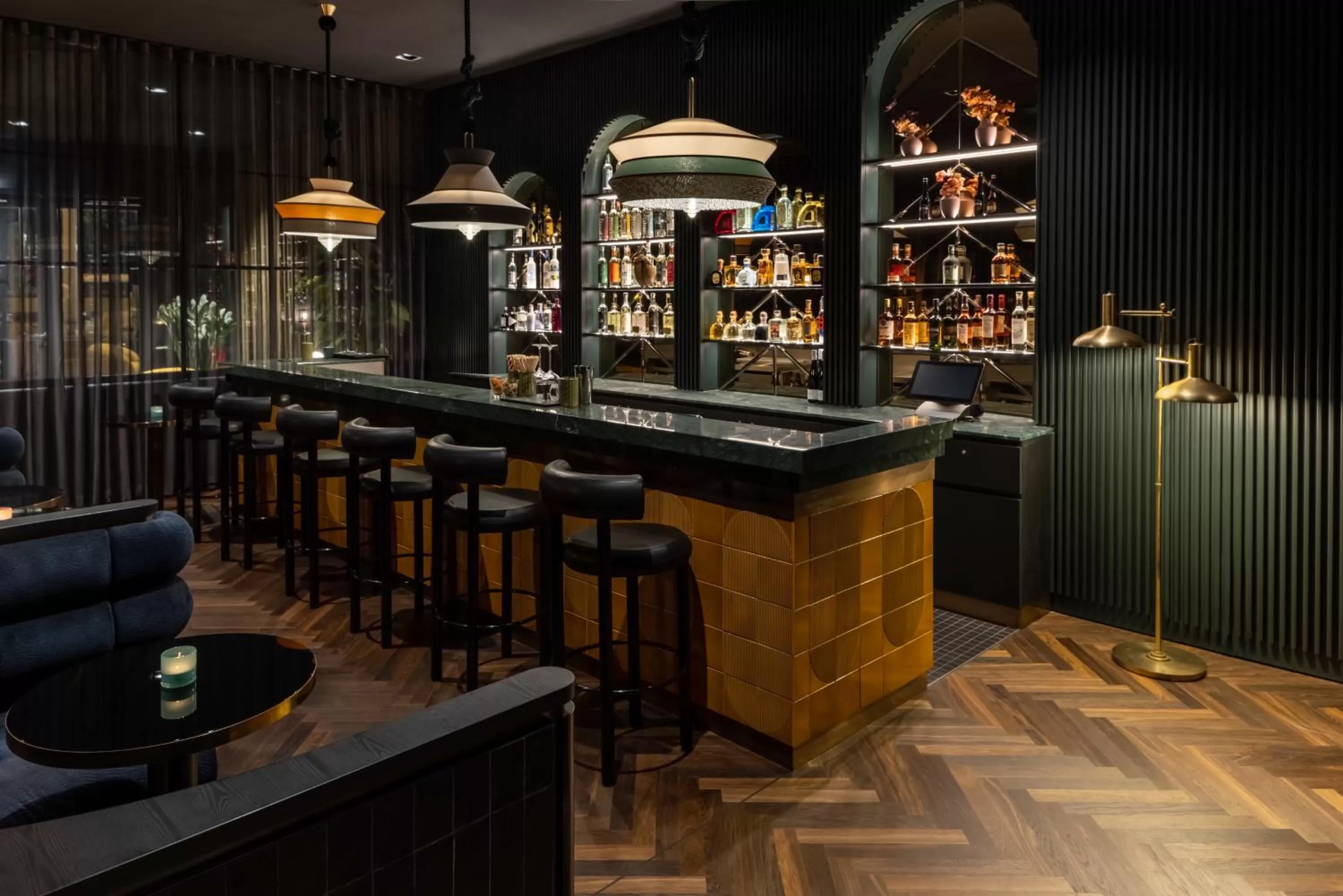 Lounge or bar in Hotel ROMY by AMANO