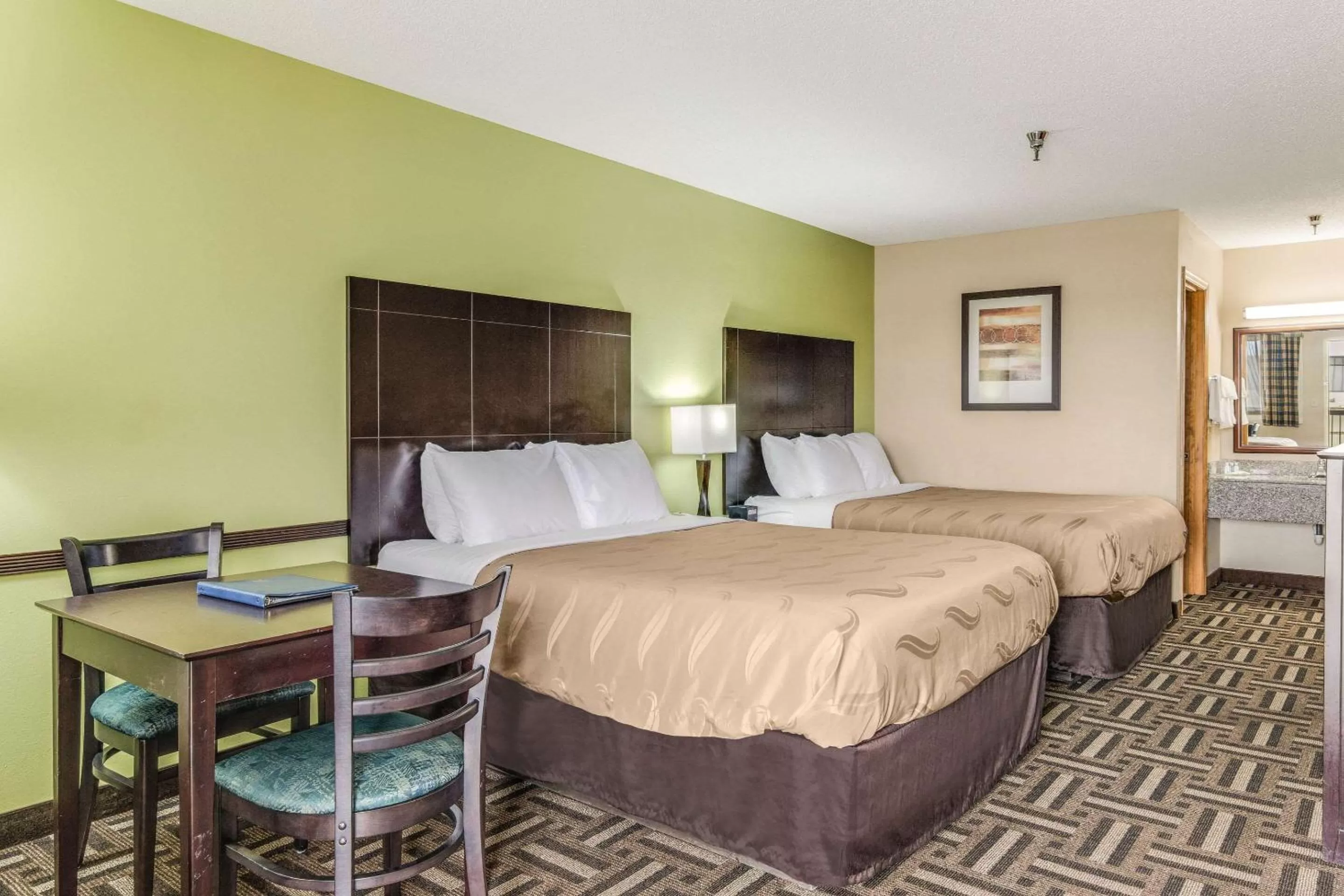 Queen Room with Two Queen Beds - Smoking in Quality Inn & Suites Dublin