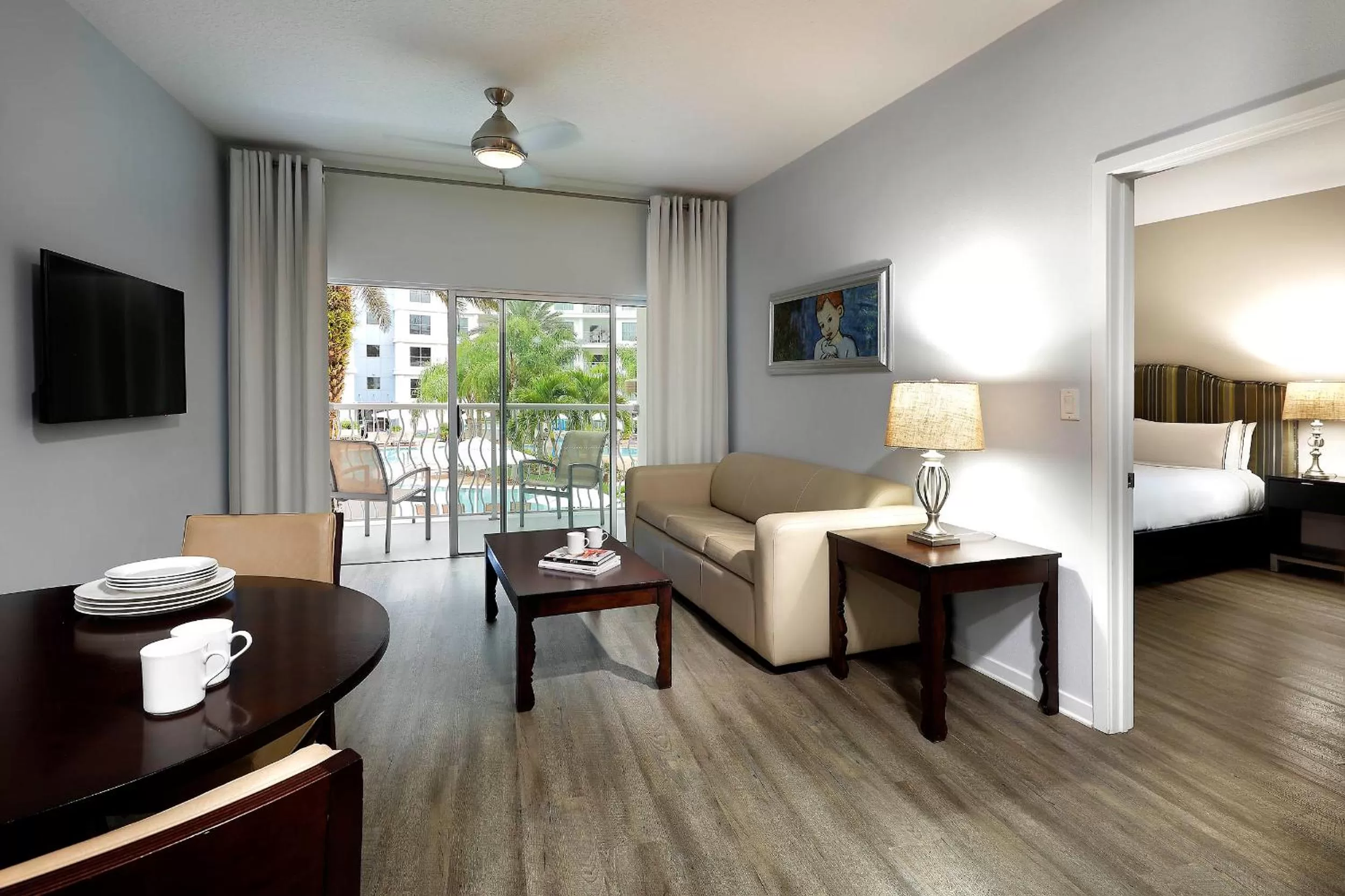 Living room, Bed in Meliá Orlando Celebration