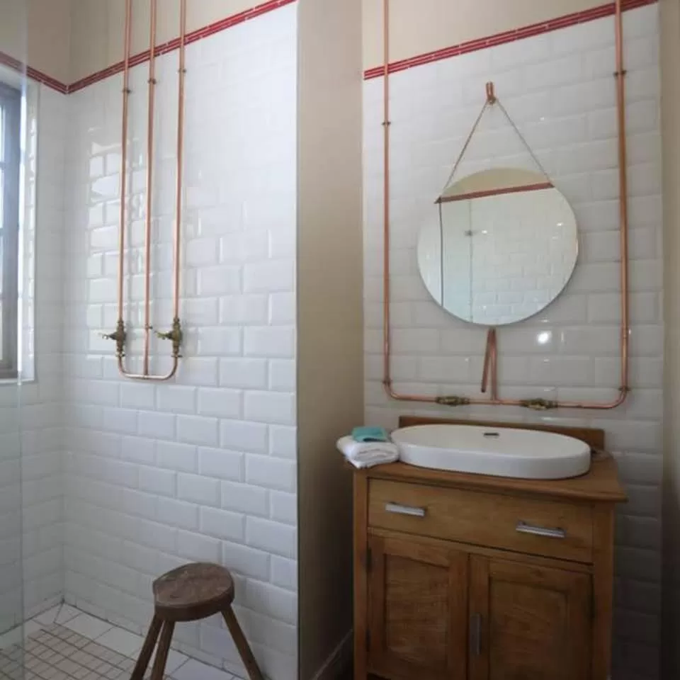 Shower, Bathroom in Ben's Bed and Breakfast