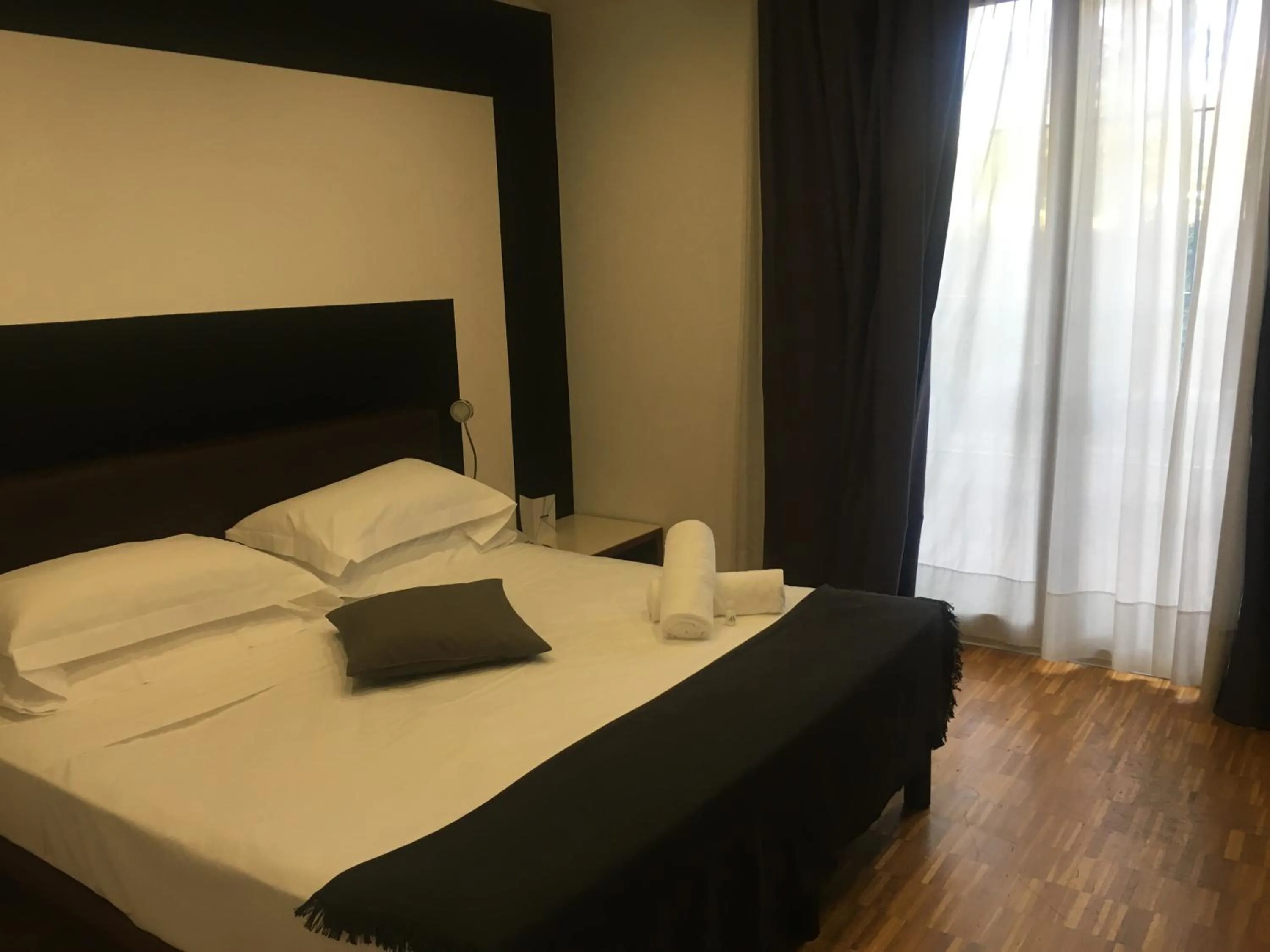 Superior Double Room in Black Hotel