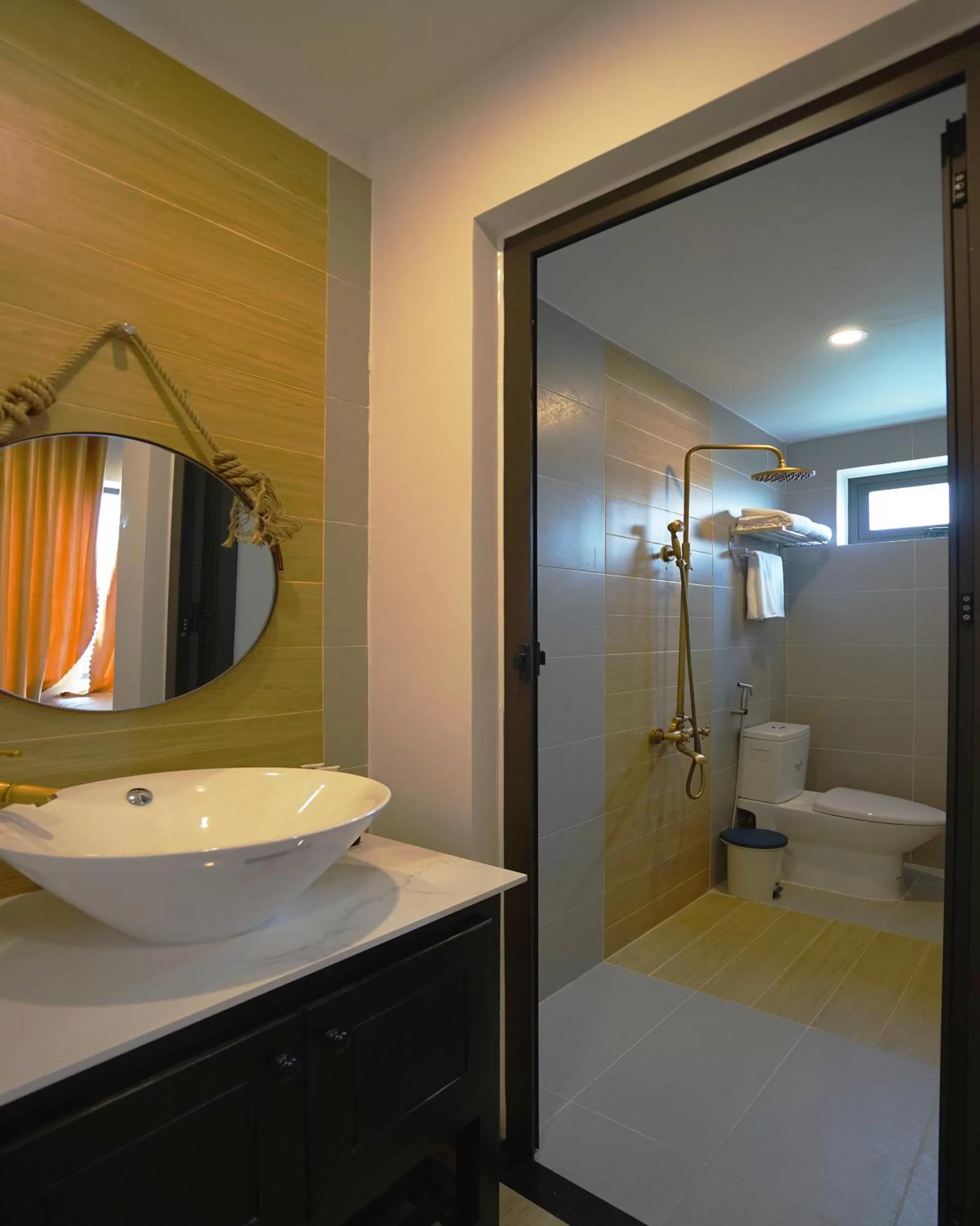 Bathroom in Maison Khoi Homestay