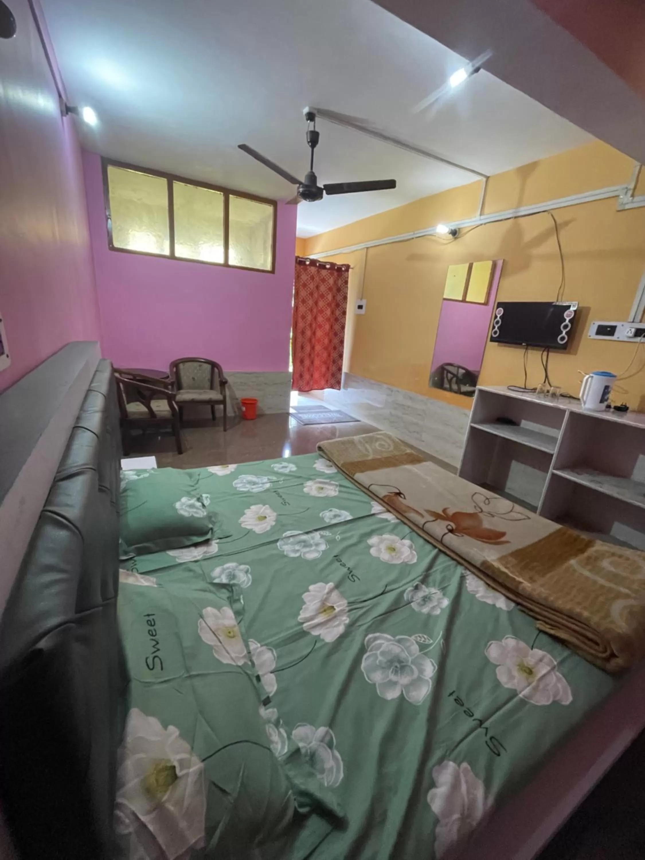 Communal lounge/ TV room in hotel new sahil