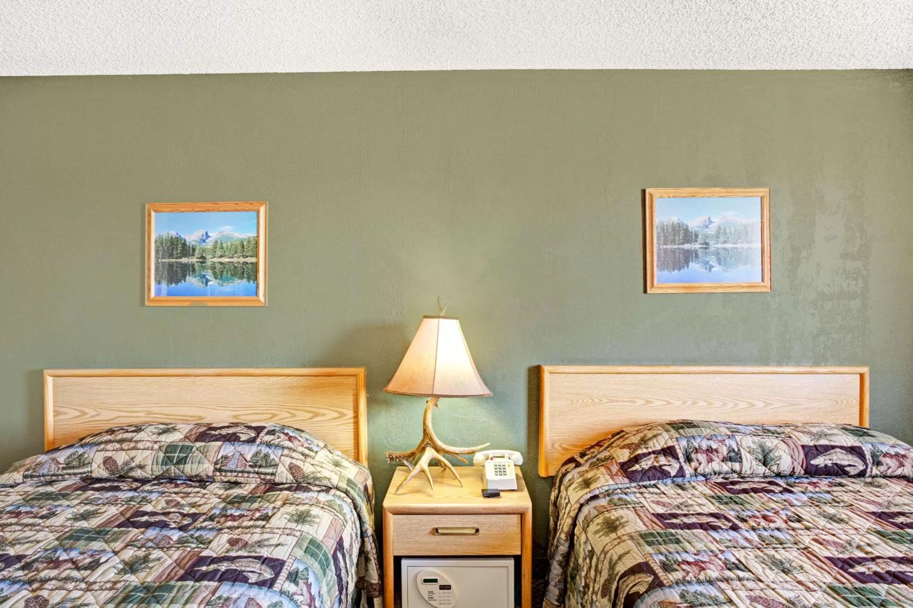 On site, Bed in Topaz Lodge