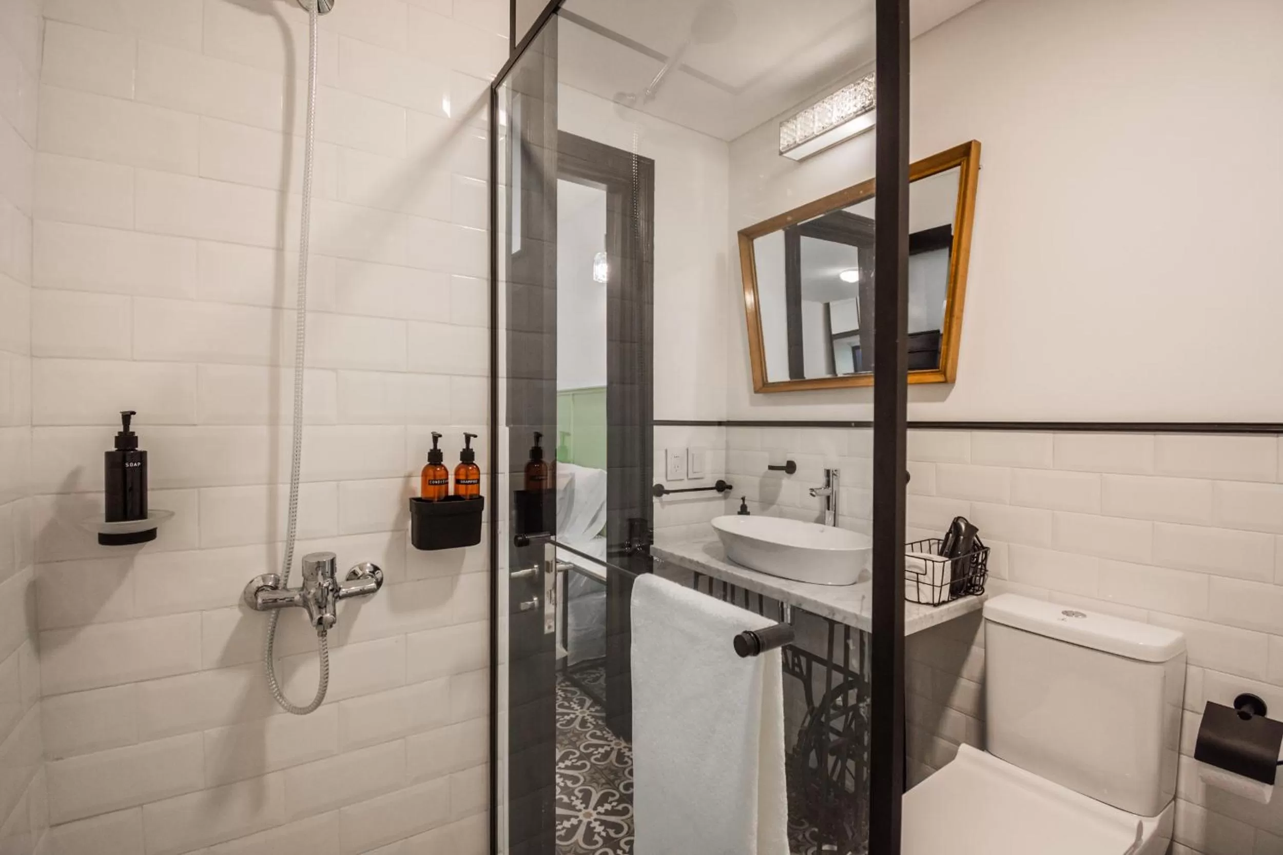 Shower, Bathroom in FAUNA Montevideo