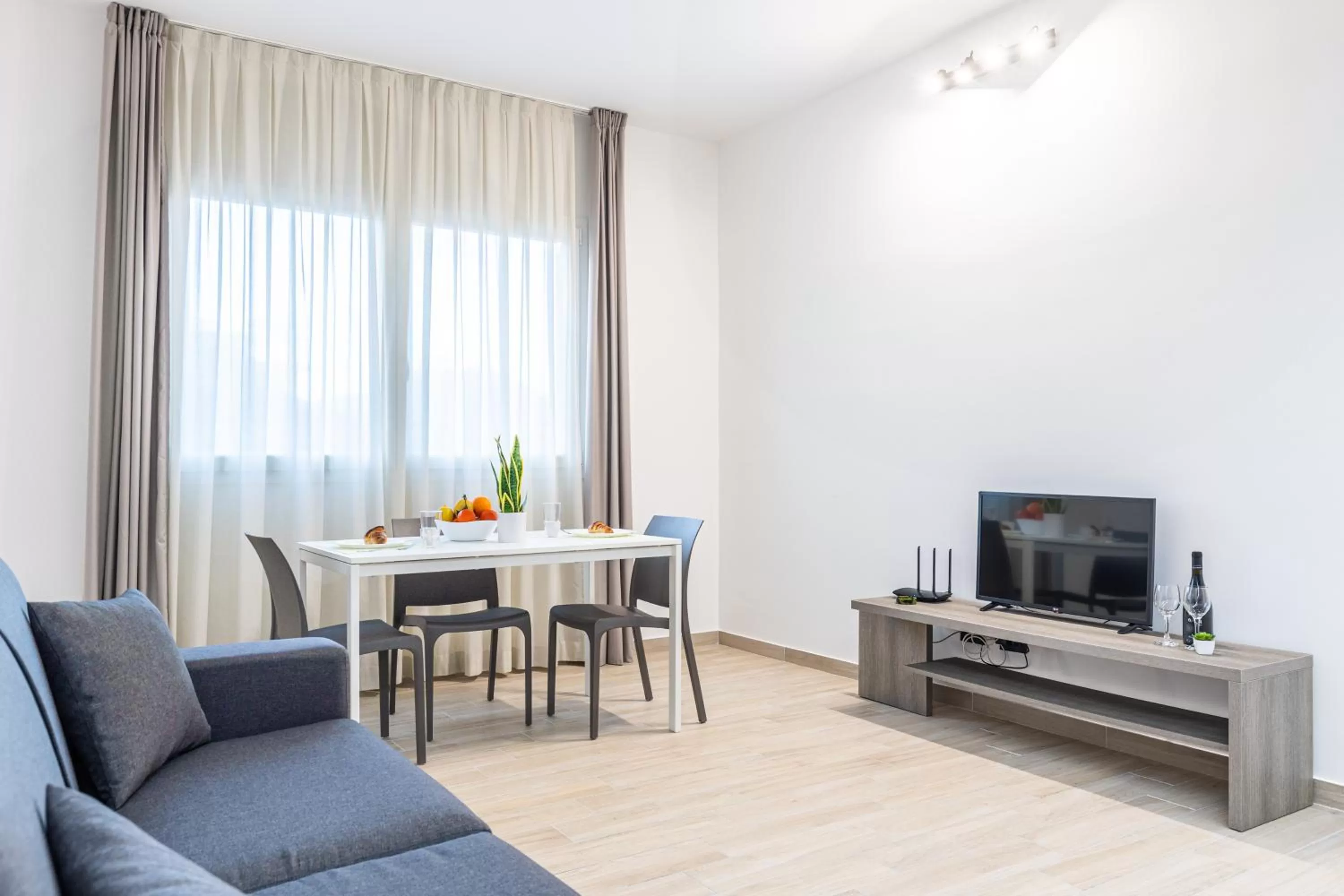 TV and multimedia in Solemar Sicilia - Multi Suite