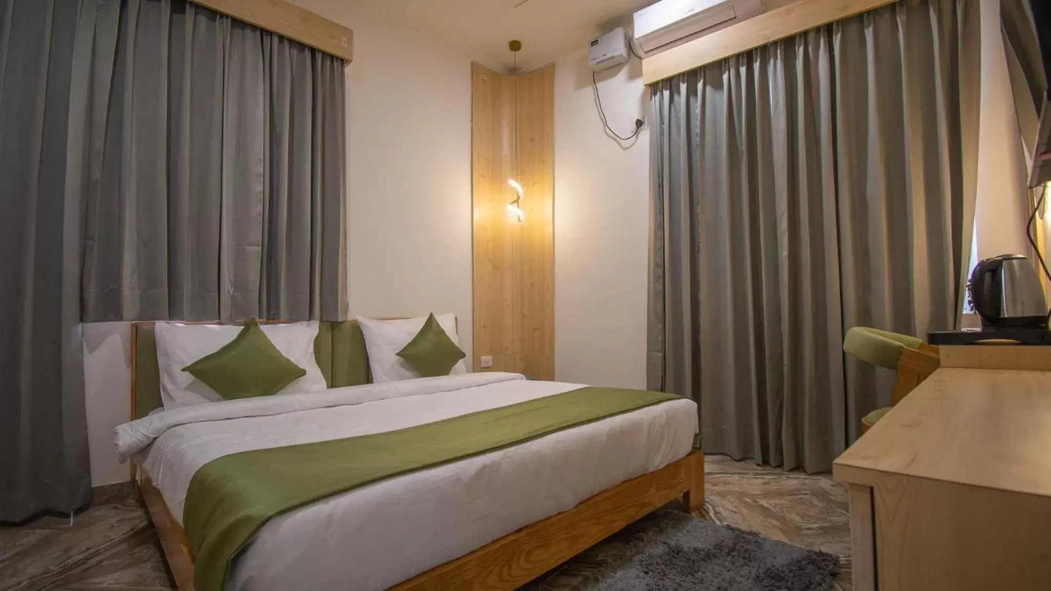 Superior Double Room in Around Stays Rishikesh, Tapovan Superior Double Room in Around Stays Rishikesh, Tapovan